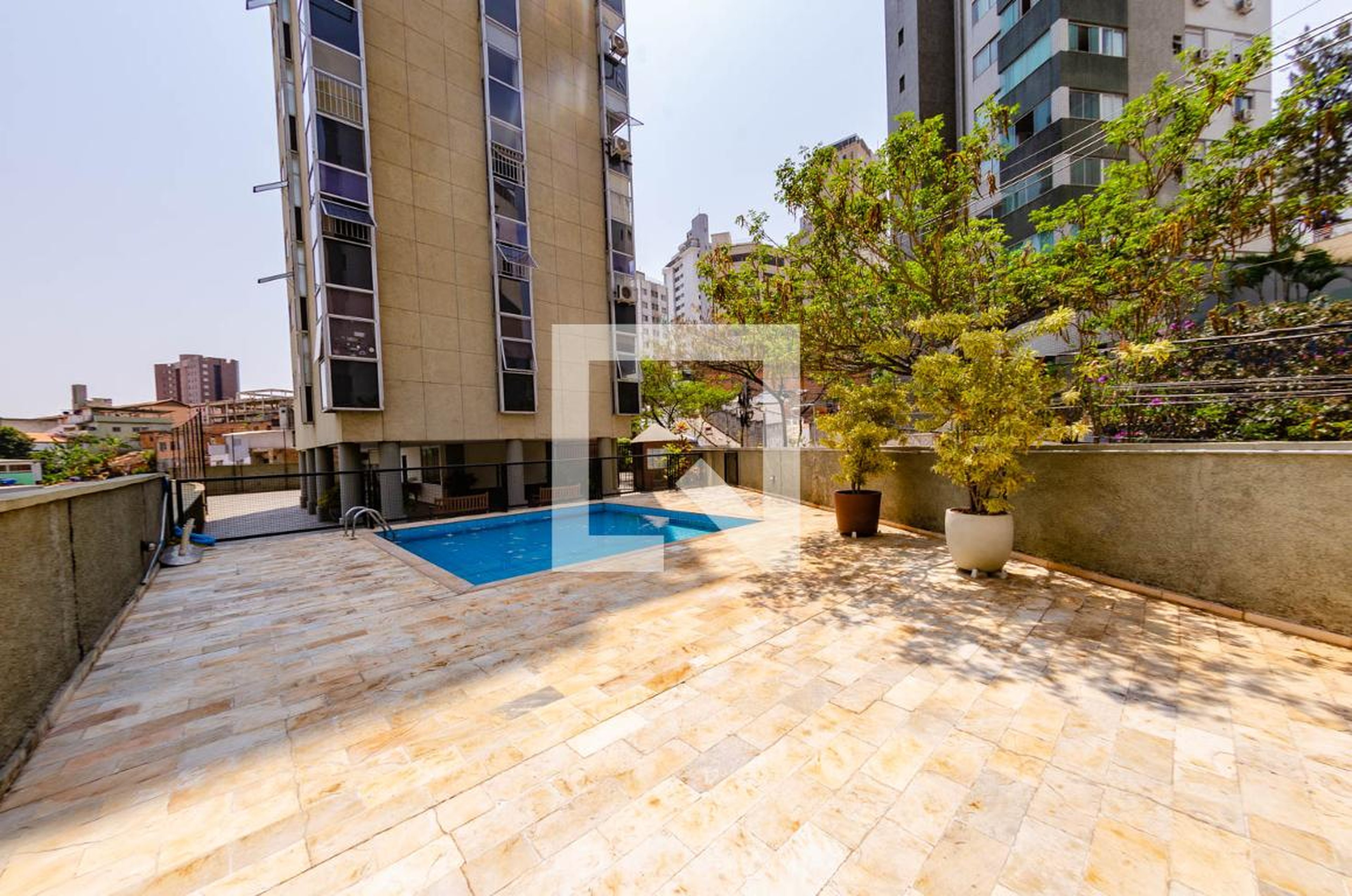 Piscina - Edifício Saint Gaudens