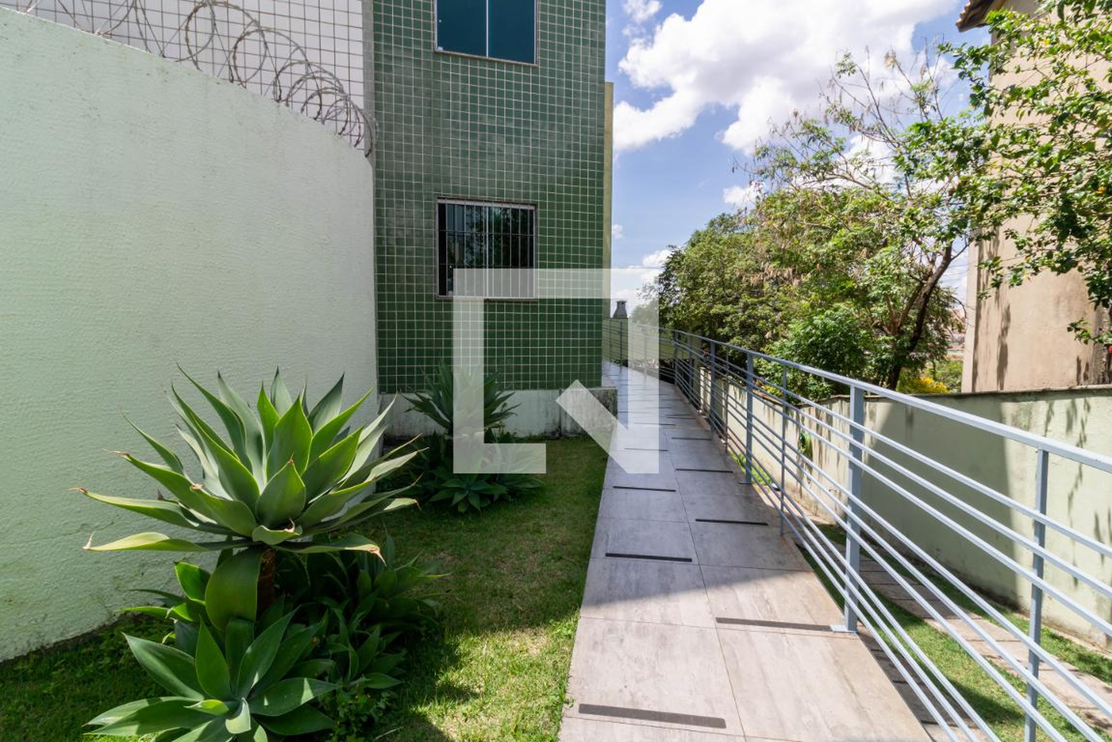 entrada do prédio - Edifício Antônio Mascarenhas 32