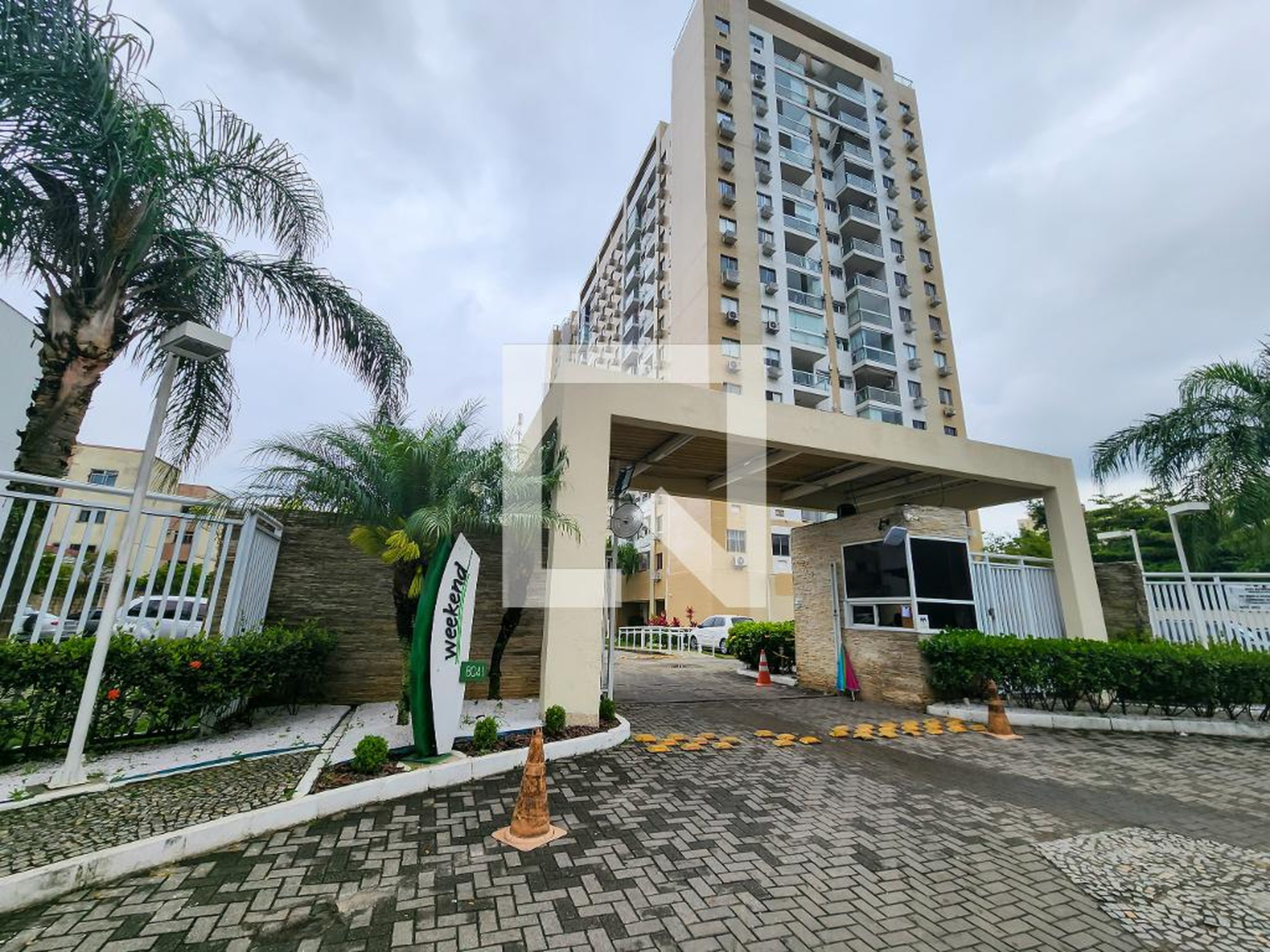 Fachada do Condomínio Condomínio Weekend