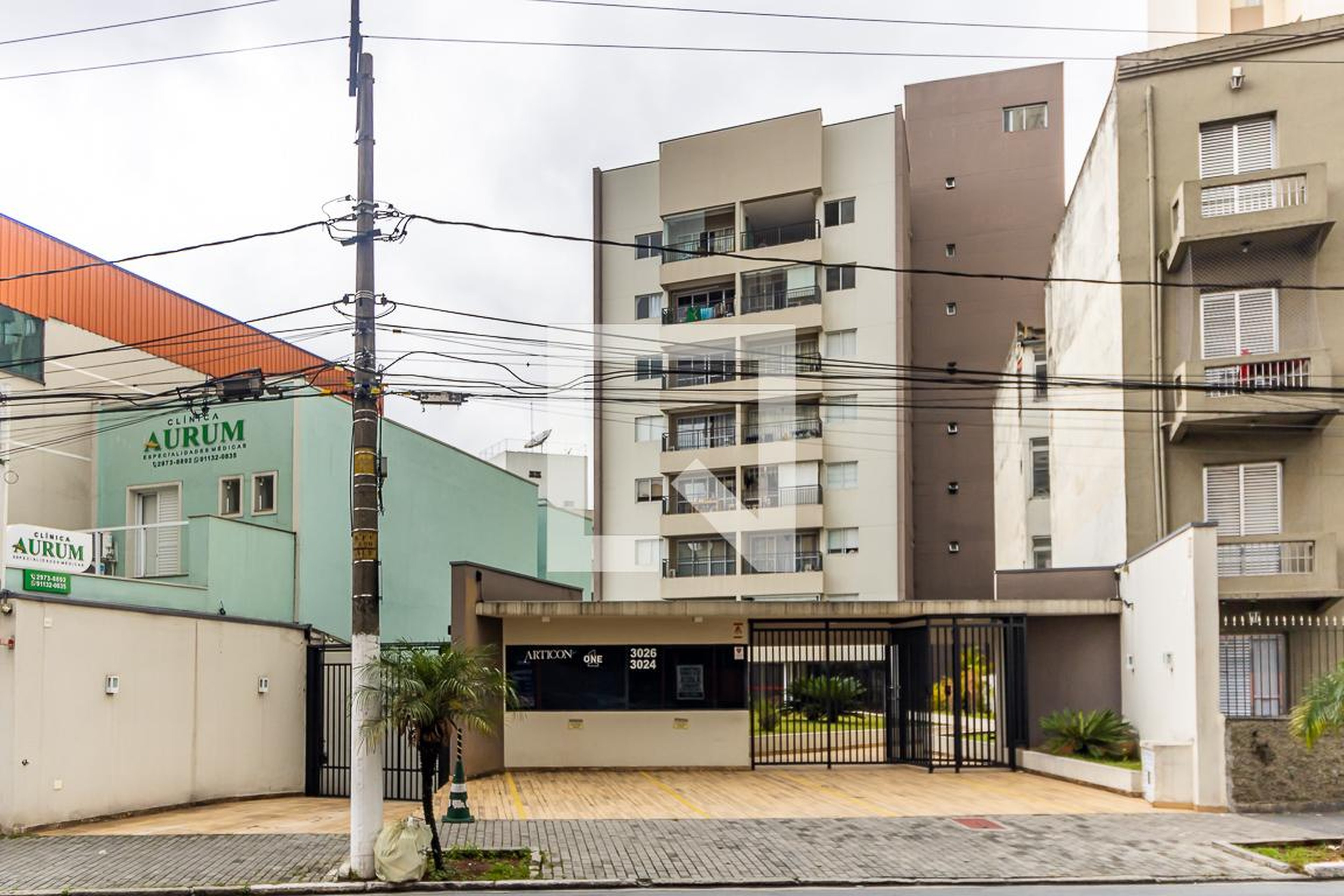 Fachada do Condomínio Condomínio Articon One