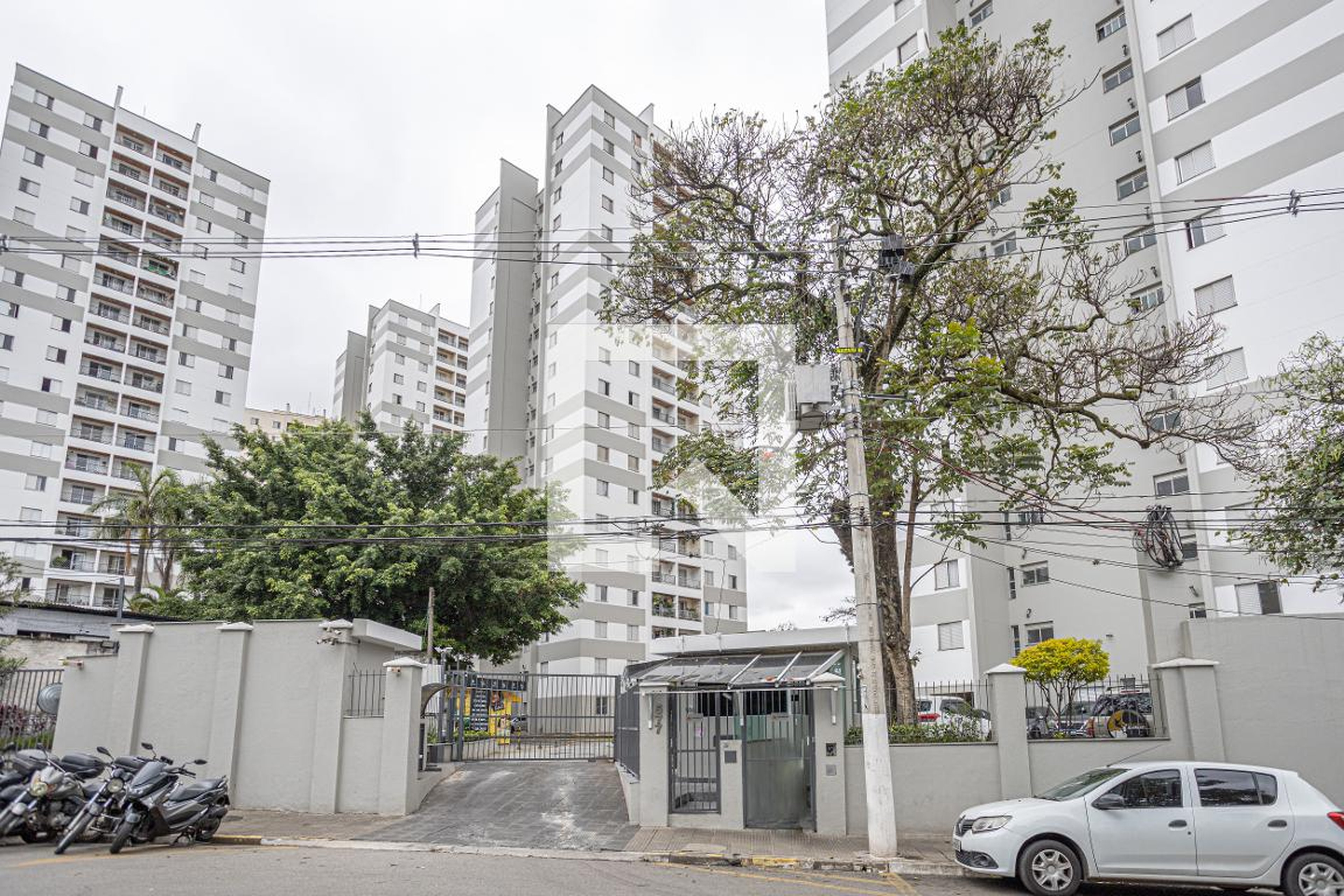 Fachada Condomínio Parque dos Carvalhos