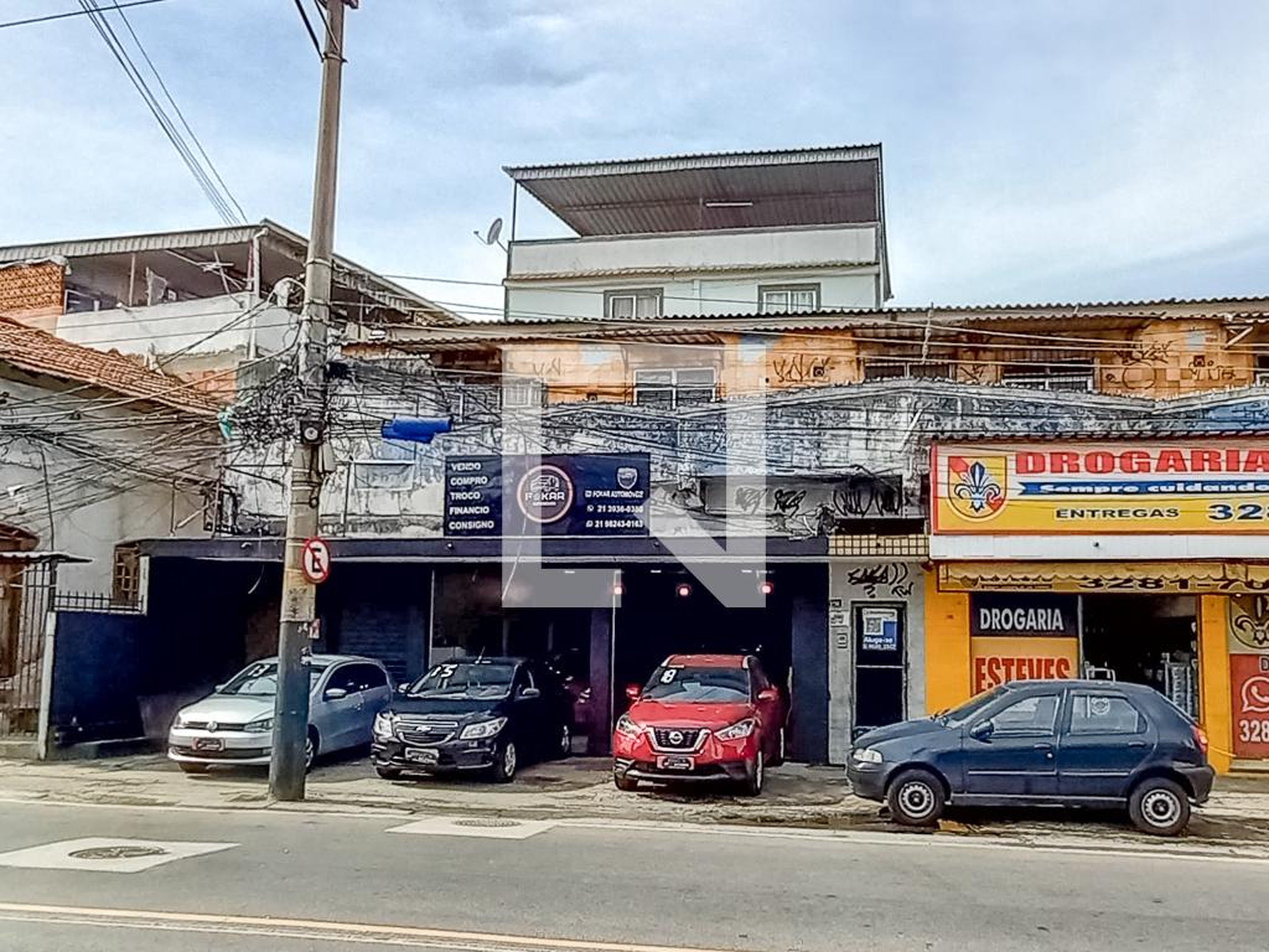 Fachada do Prédio Condomínio em Rua Uranos, 1298