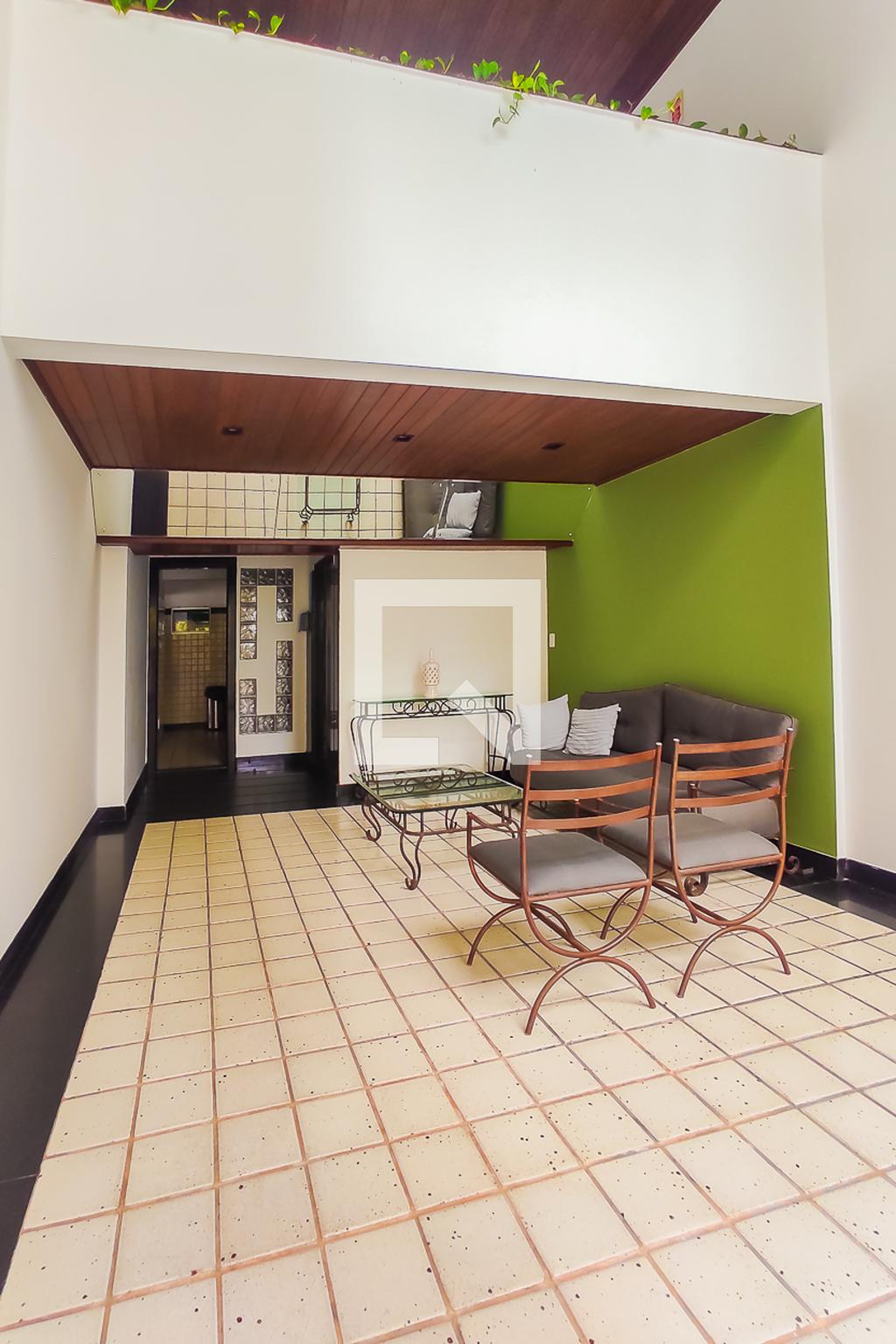 Hall de entrada - Edifício Jardim Candeal