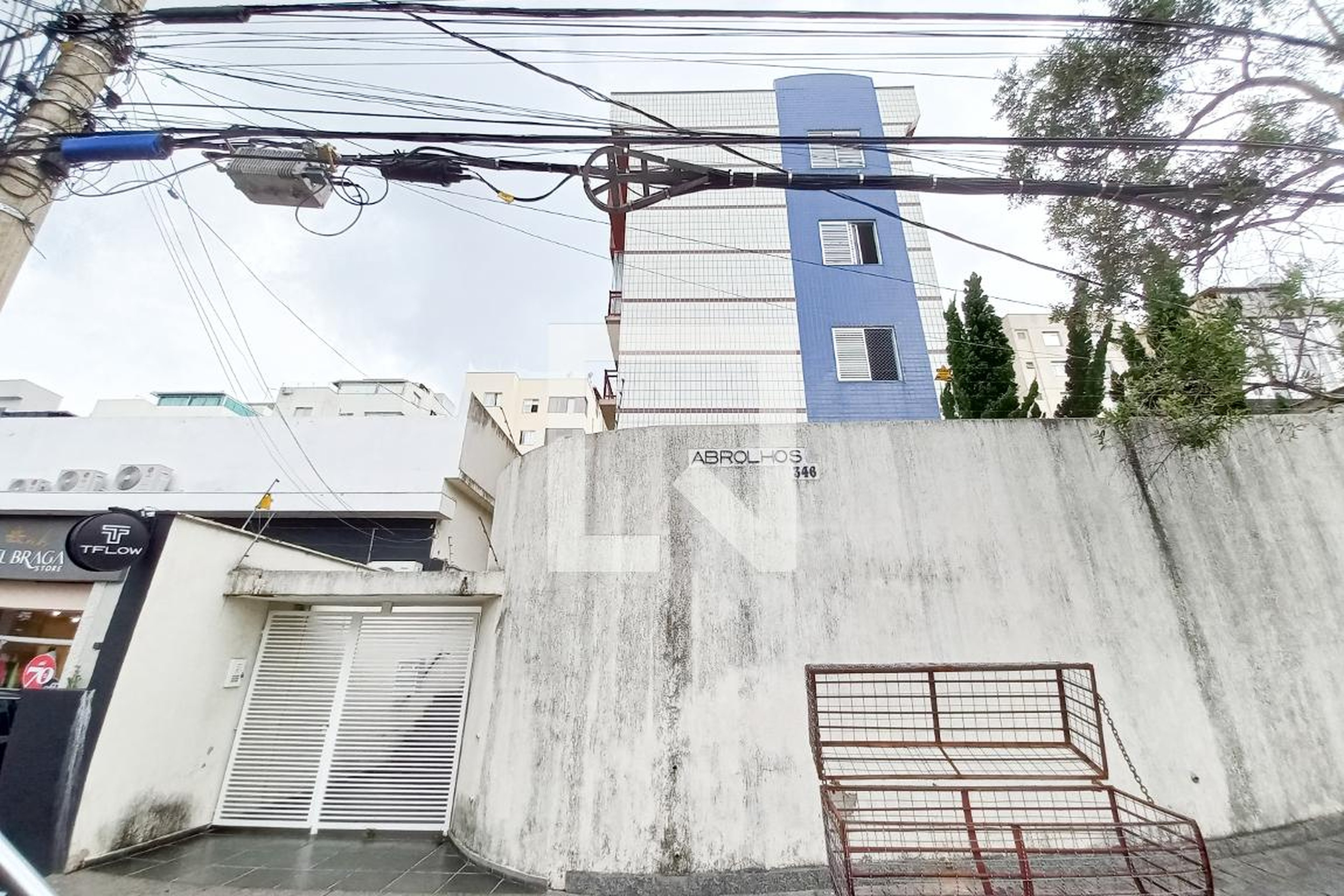 Fachada Condomínio Abrolhos