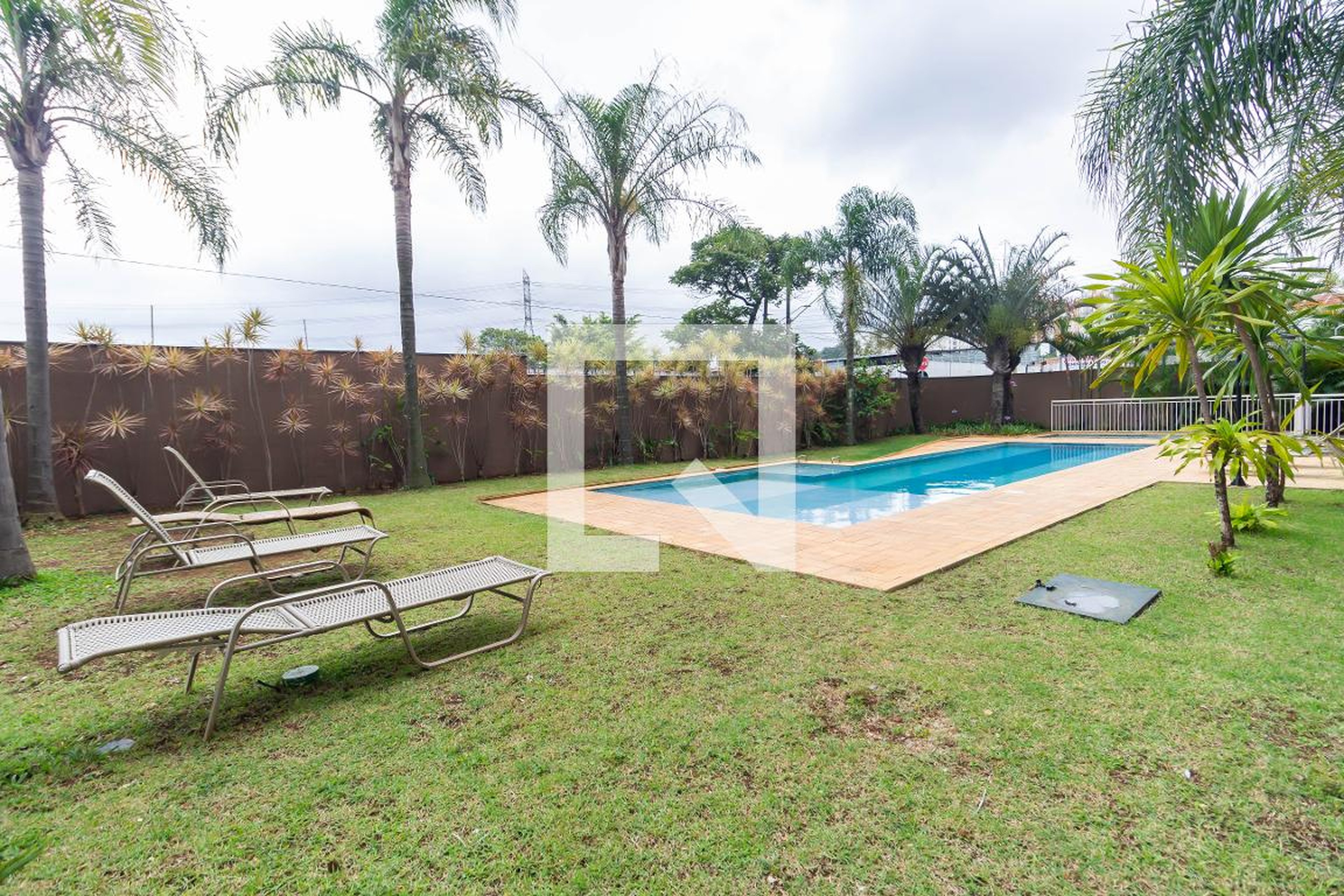 Piscina - Feel Cidade Universitária