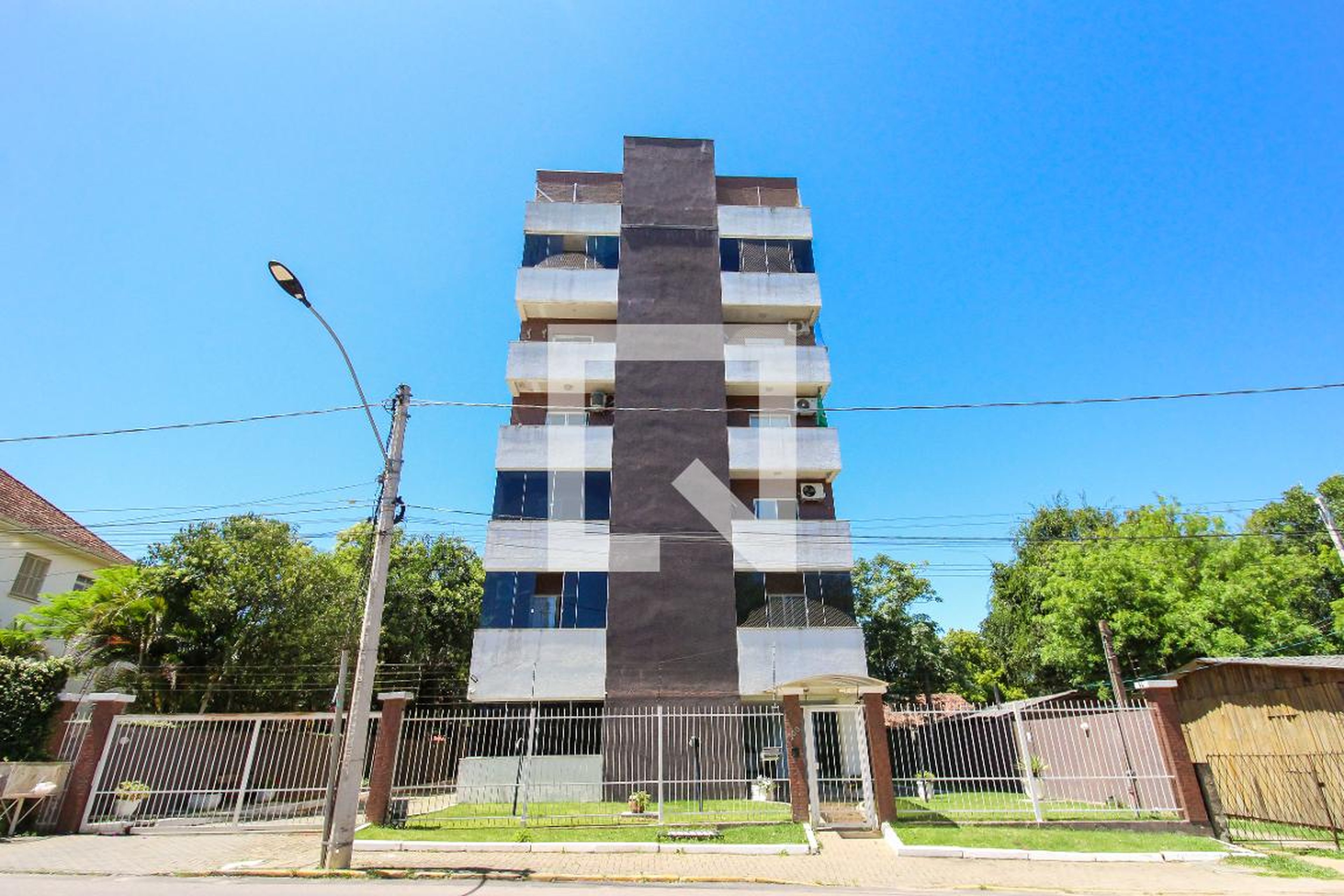 Fachada Condomínio em Praça da Bandeira, 300