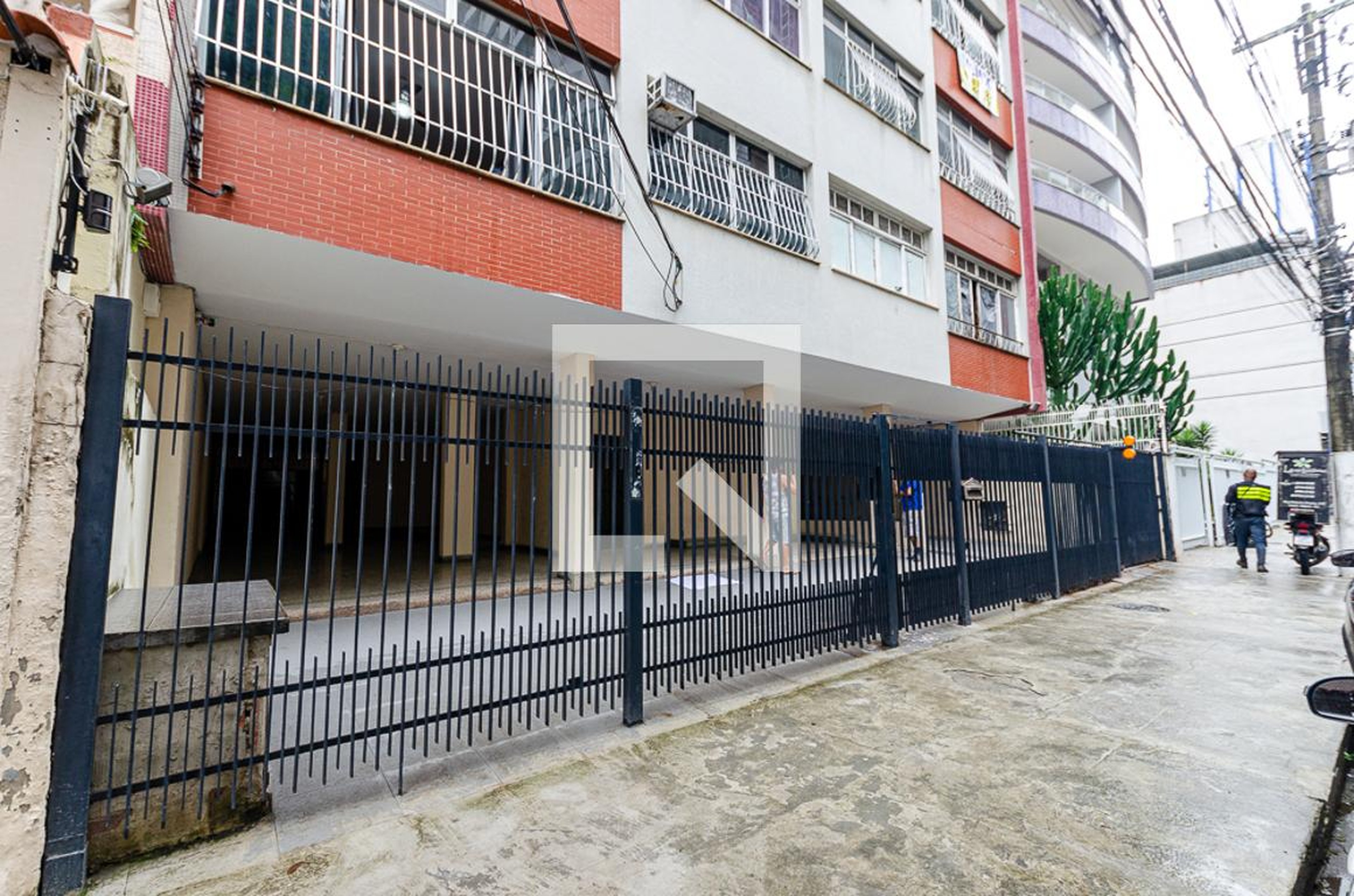 Entrada - Edifício Santa Rita de Cassia