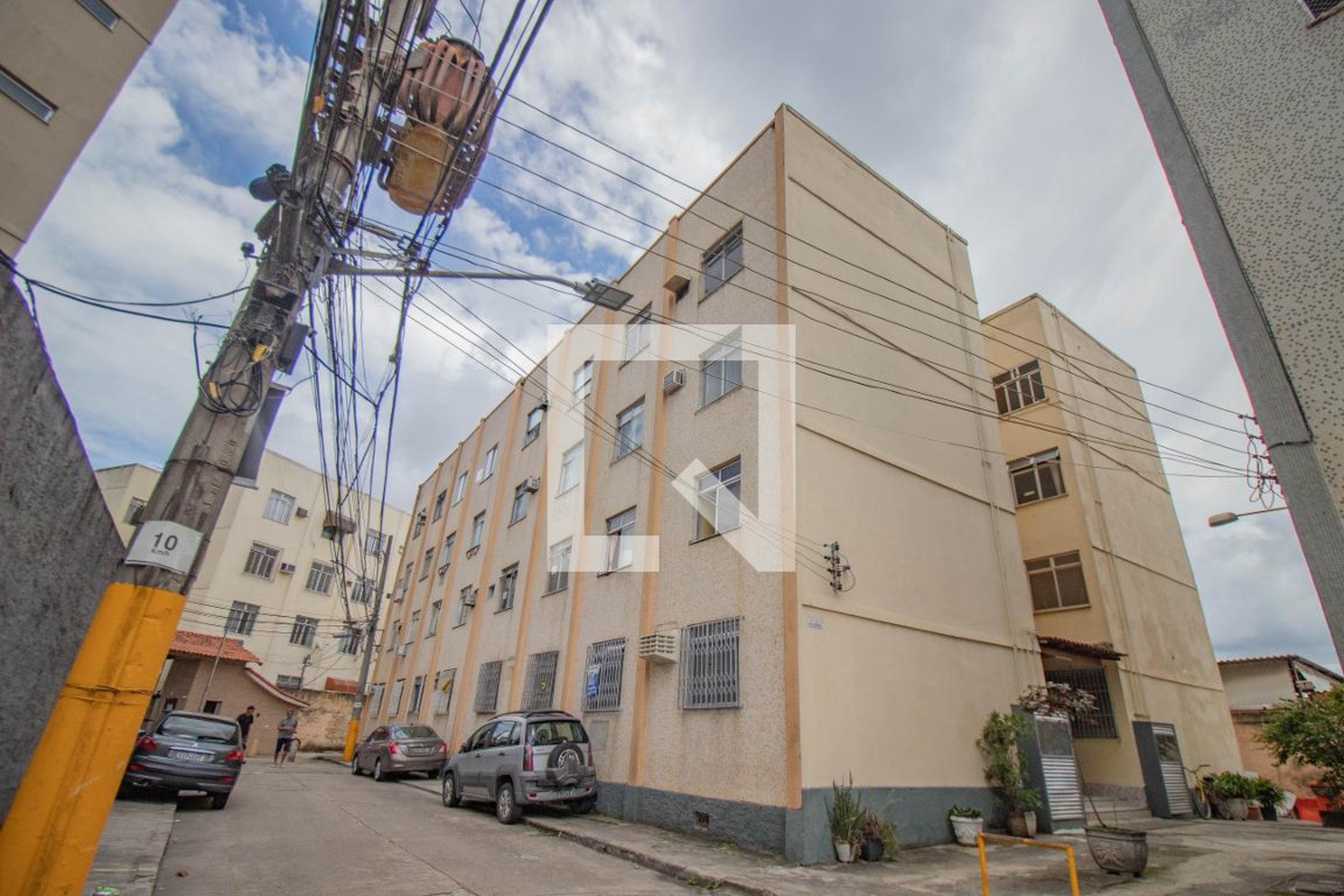 Fachada do Prédio Condomínio Kecil Bandeirantes