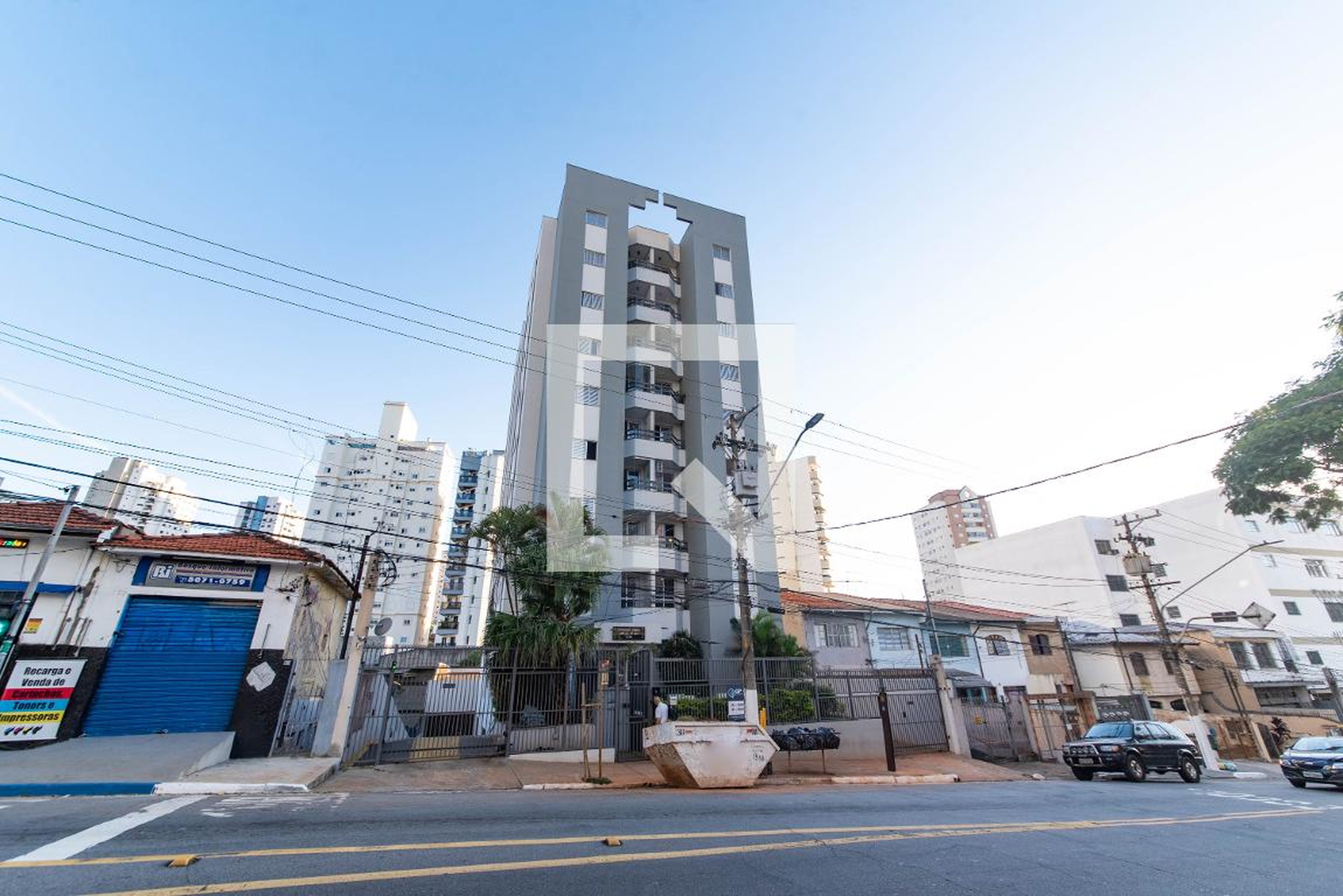 Fachada do Condominio Edifício Alto Bosques