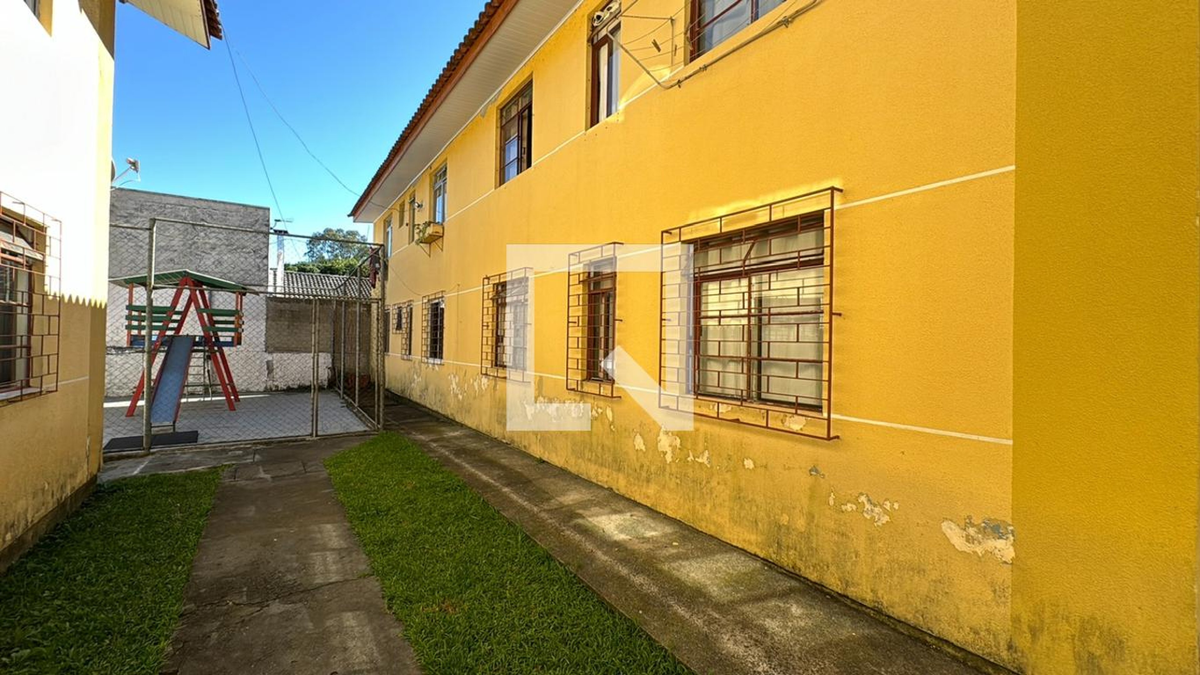 Fachada Condomínio em Rua Leandro Dacheux do Nascimento Júnior, 8585