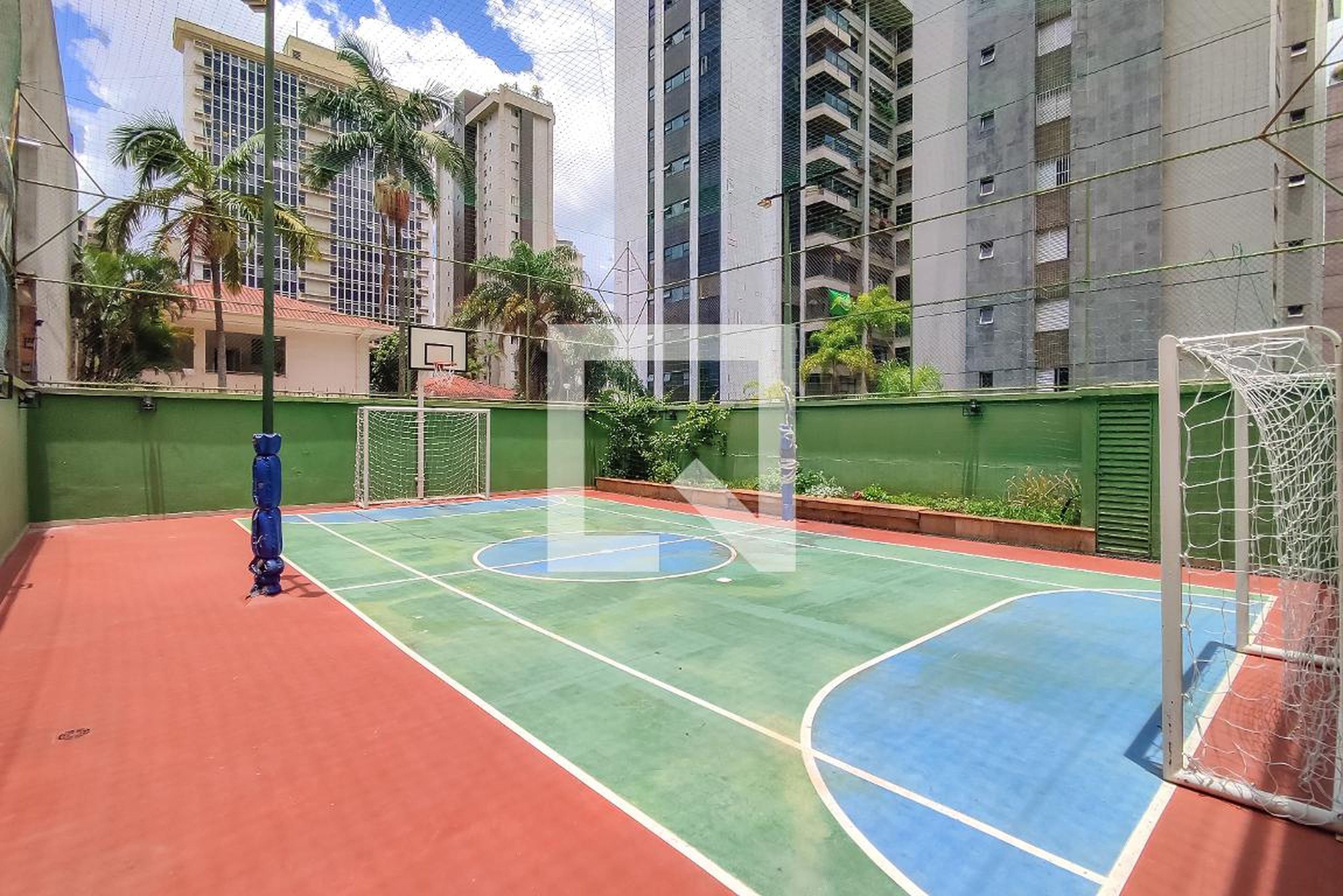 Quadra Esportiva - Edifício