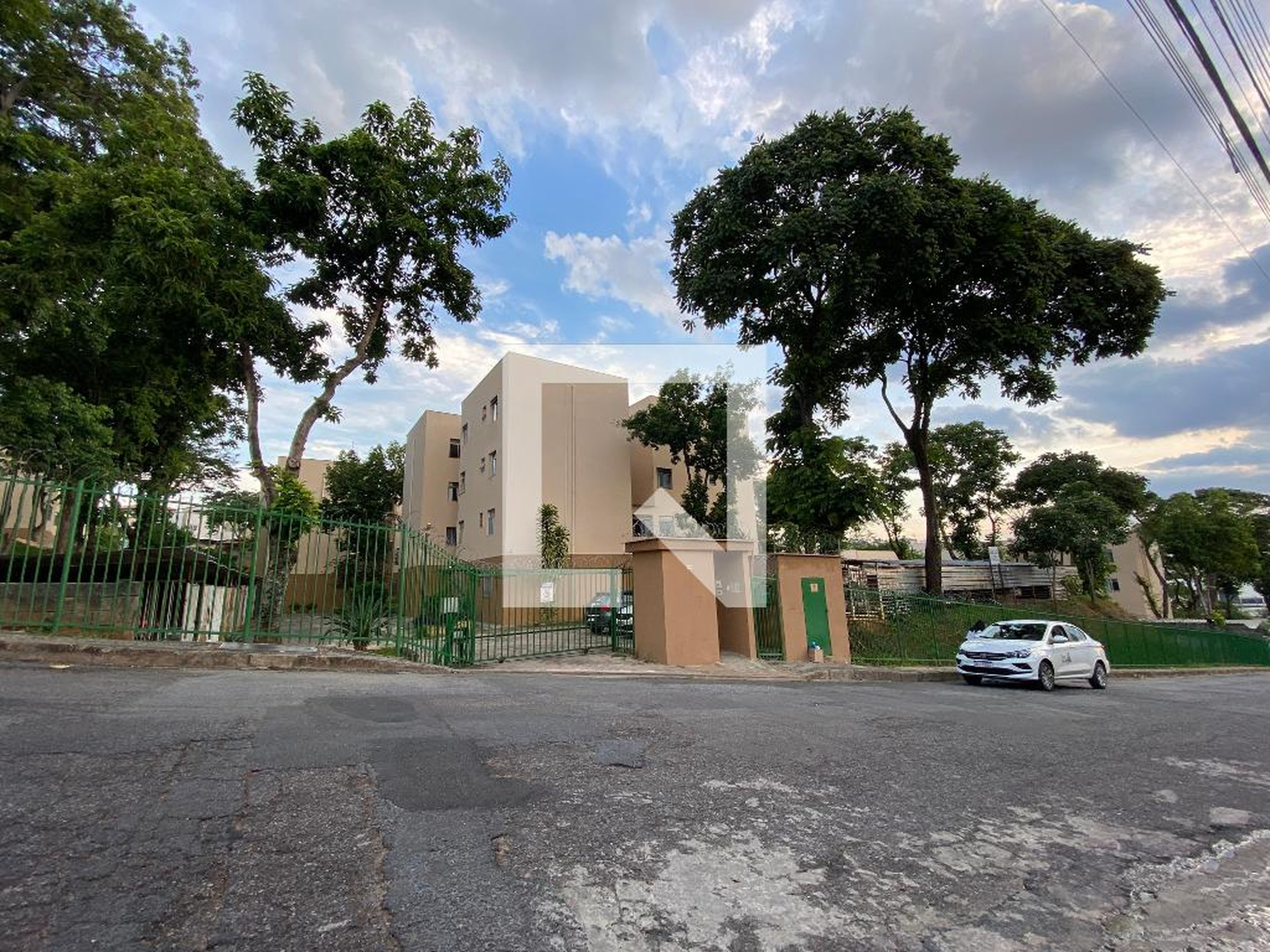 Fachada Condomínio Conjunto Floramar