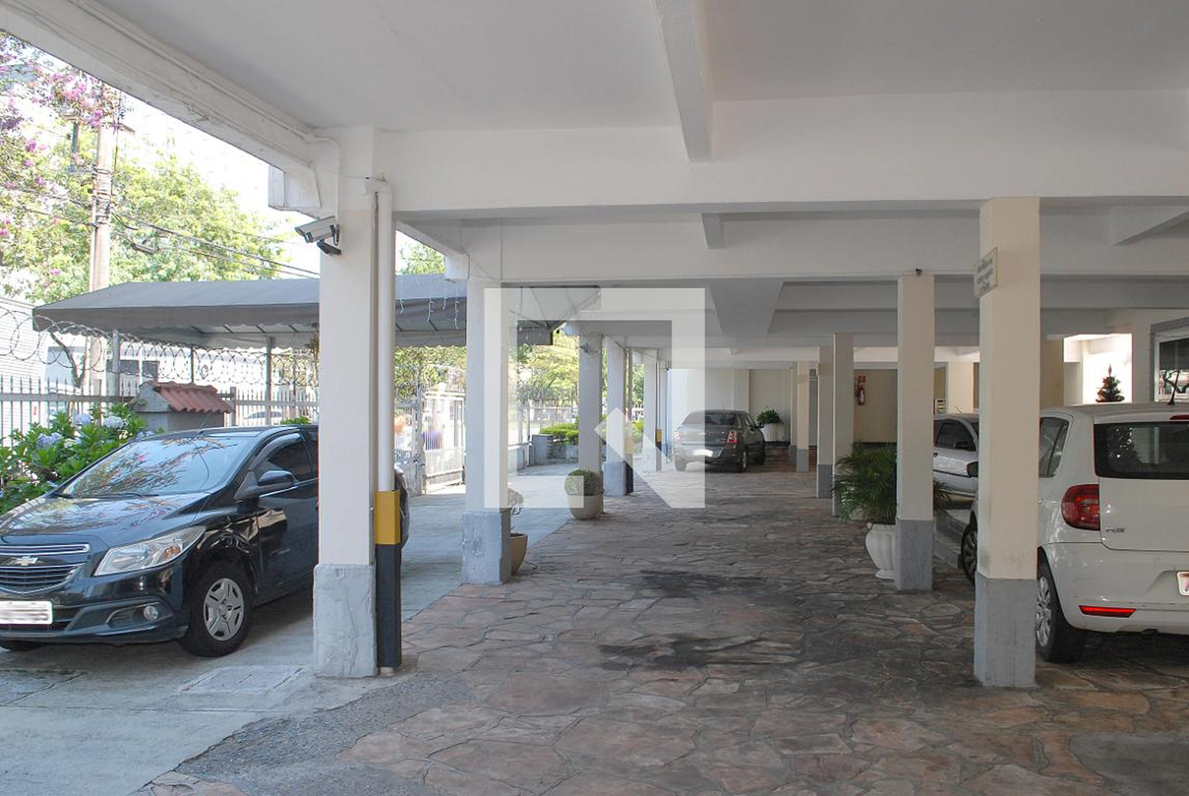 Estacionamento - Edifício Paulina