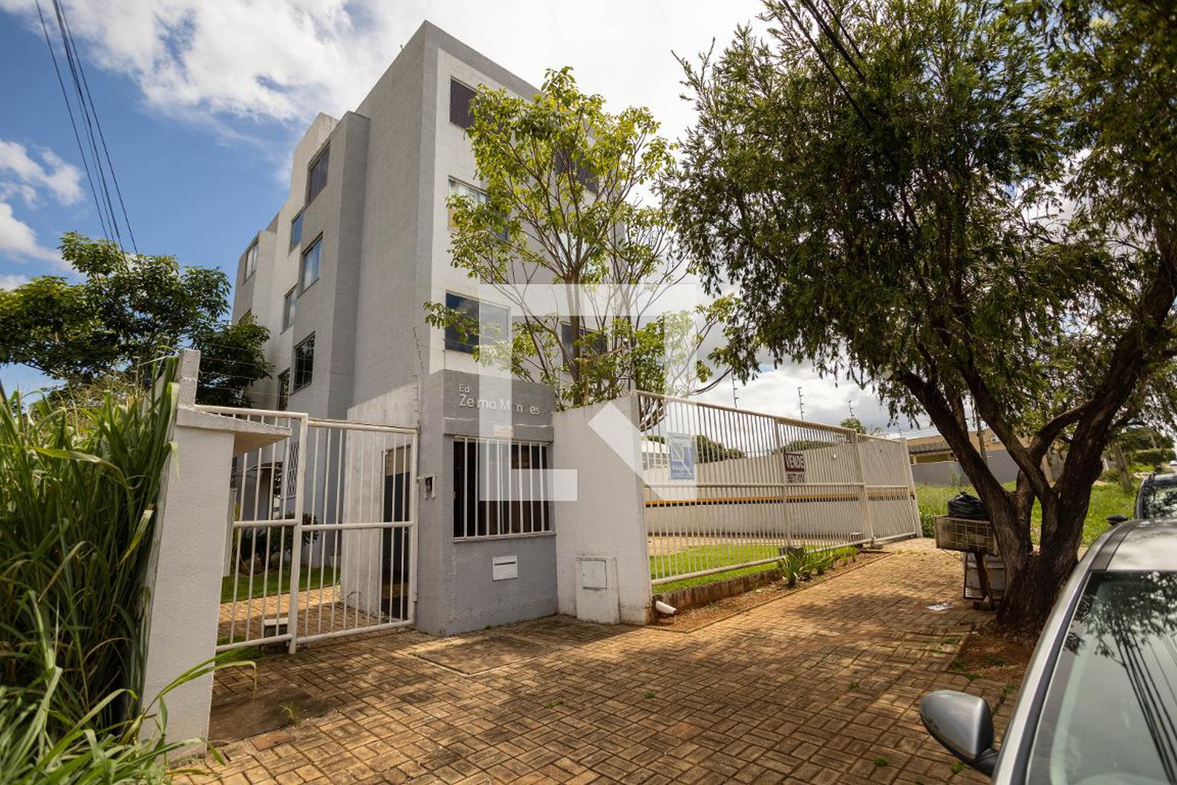 Fachada do Prédio Condomínio Ilha das Flores