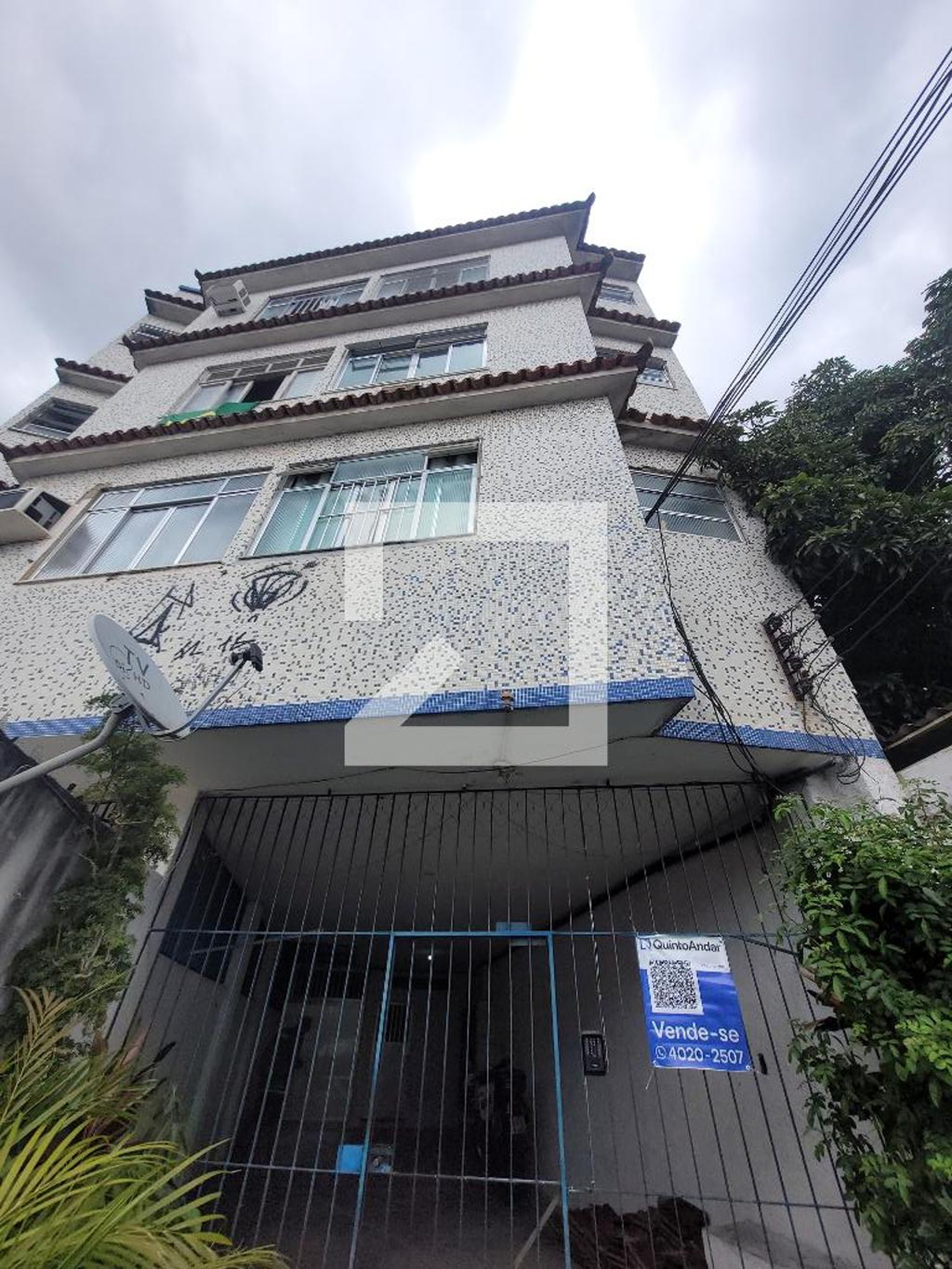 Fachada Condomínio em Rua Puriata, 51