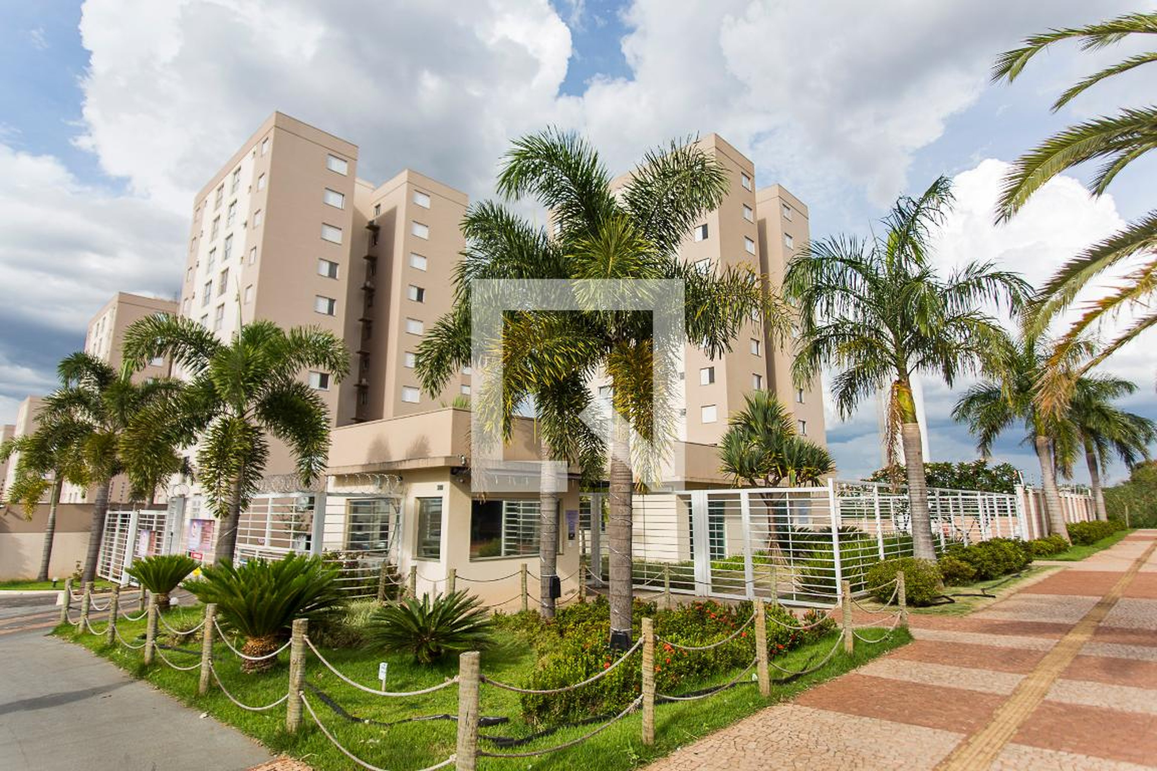 Fachada do Condominio Condomínio New Quality