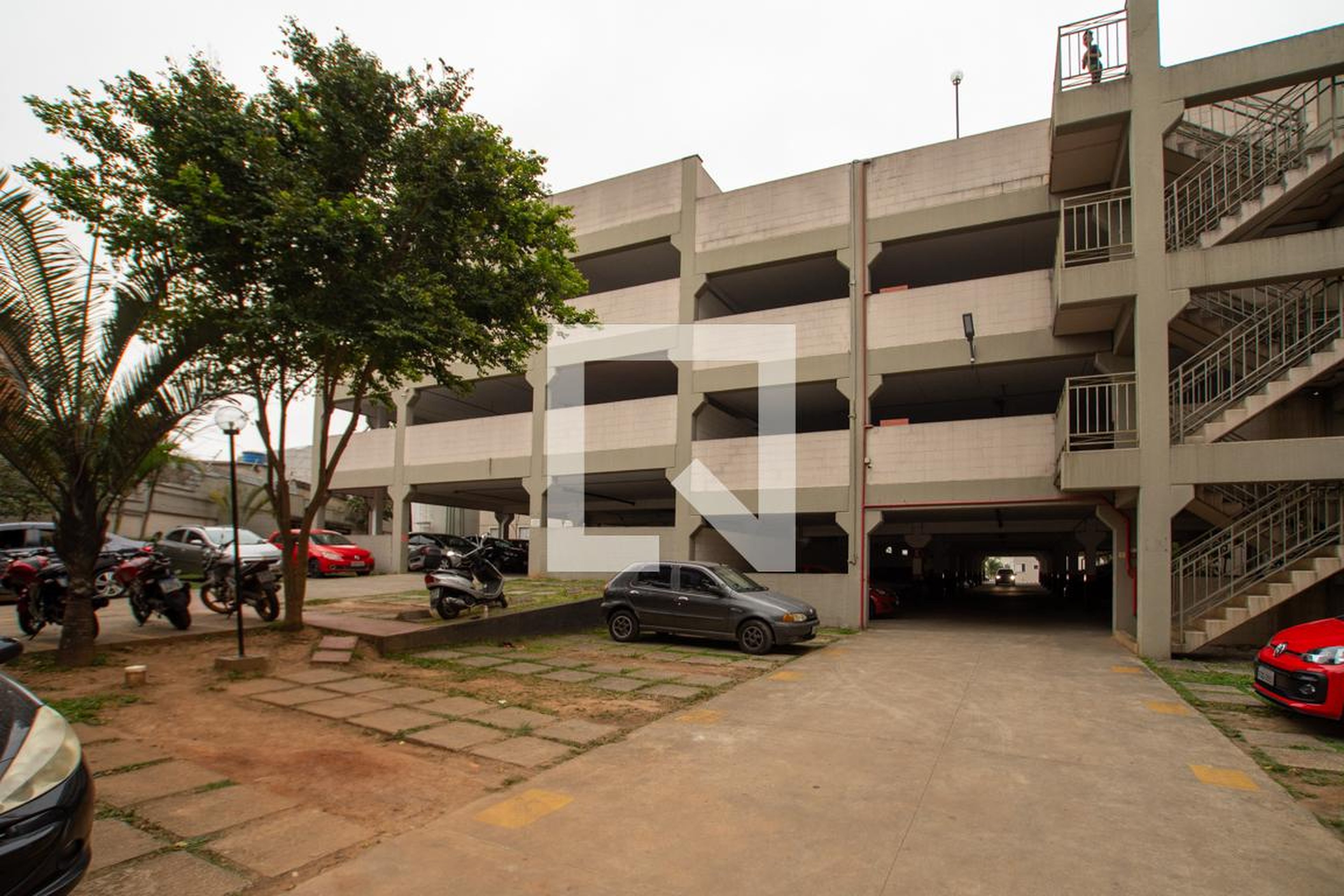 Estacionamento - Santa Inês