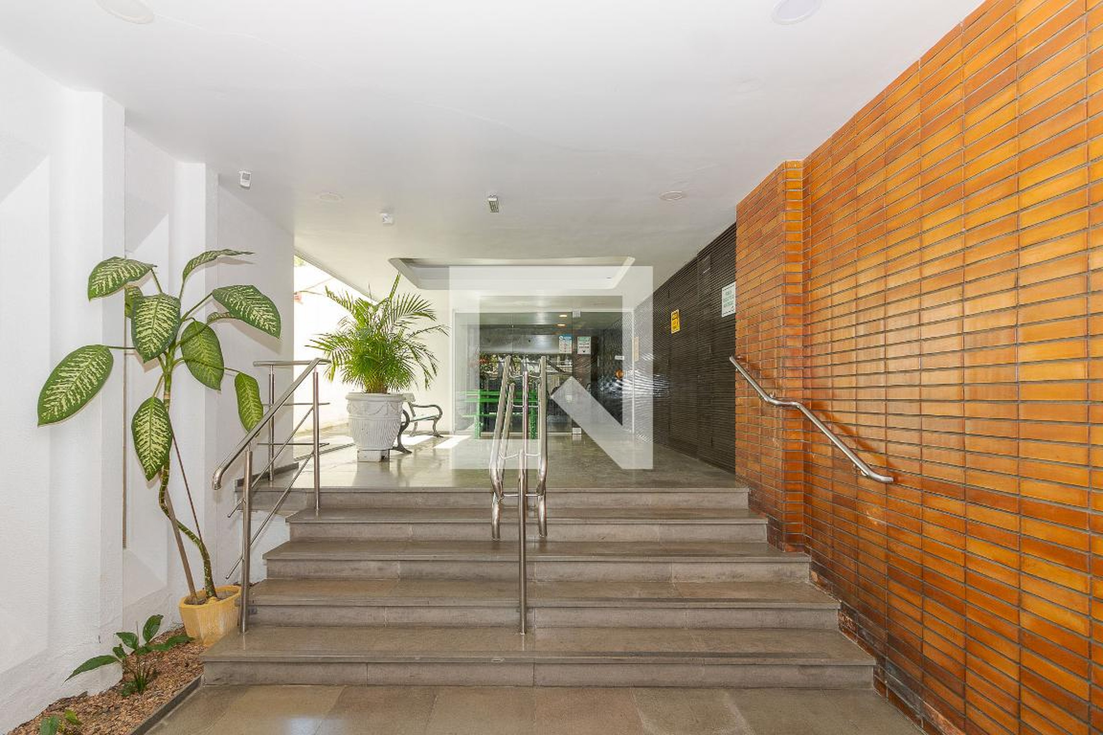 Hall de entrada - Edifício Três Caravelas