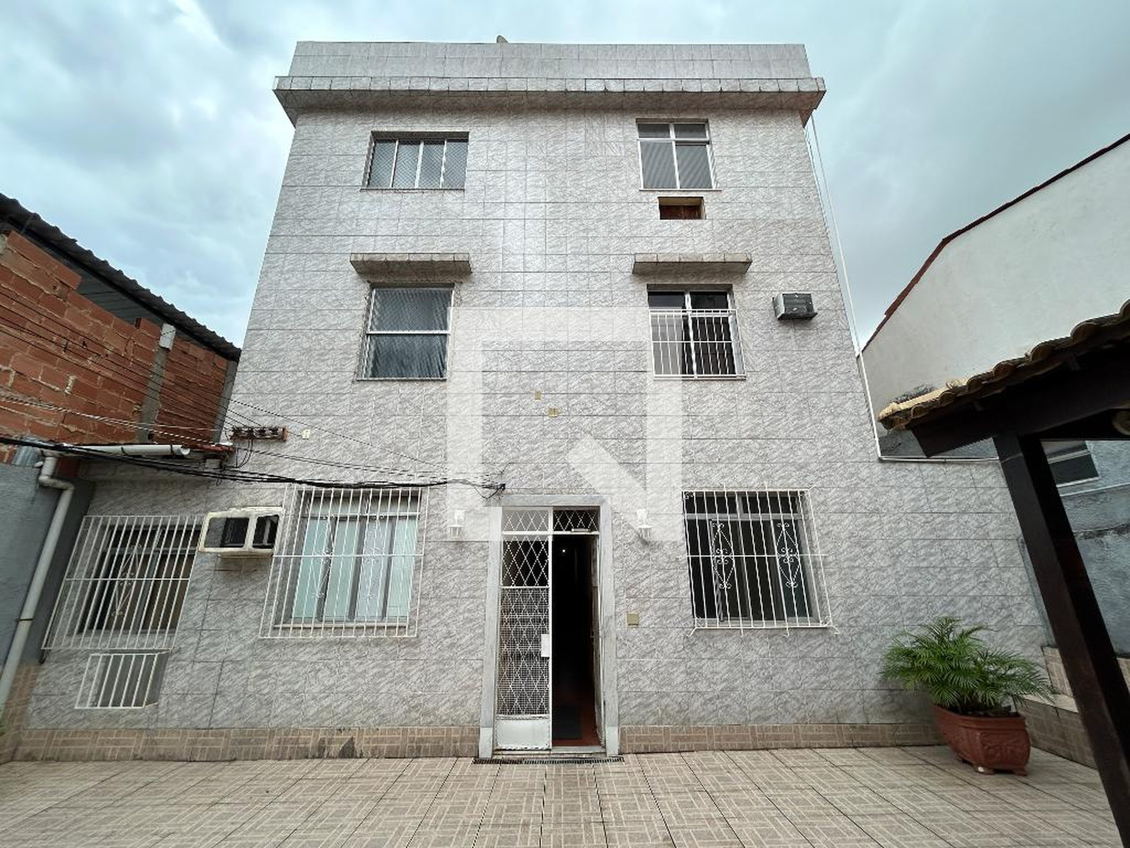 Fachada Edifício Encantado