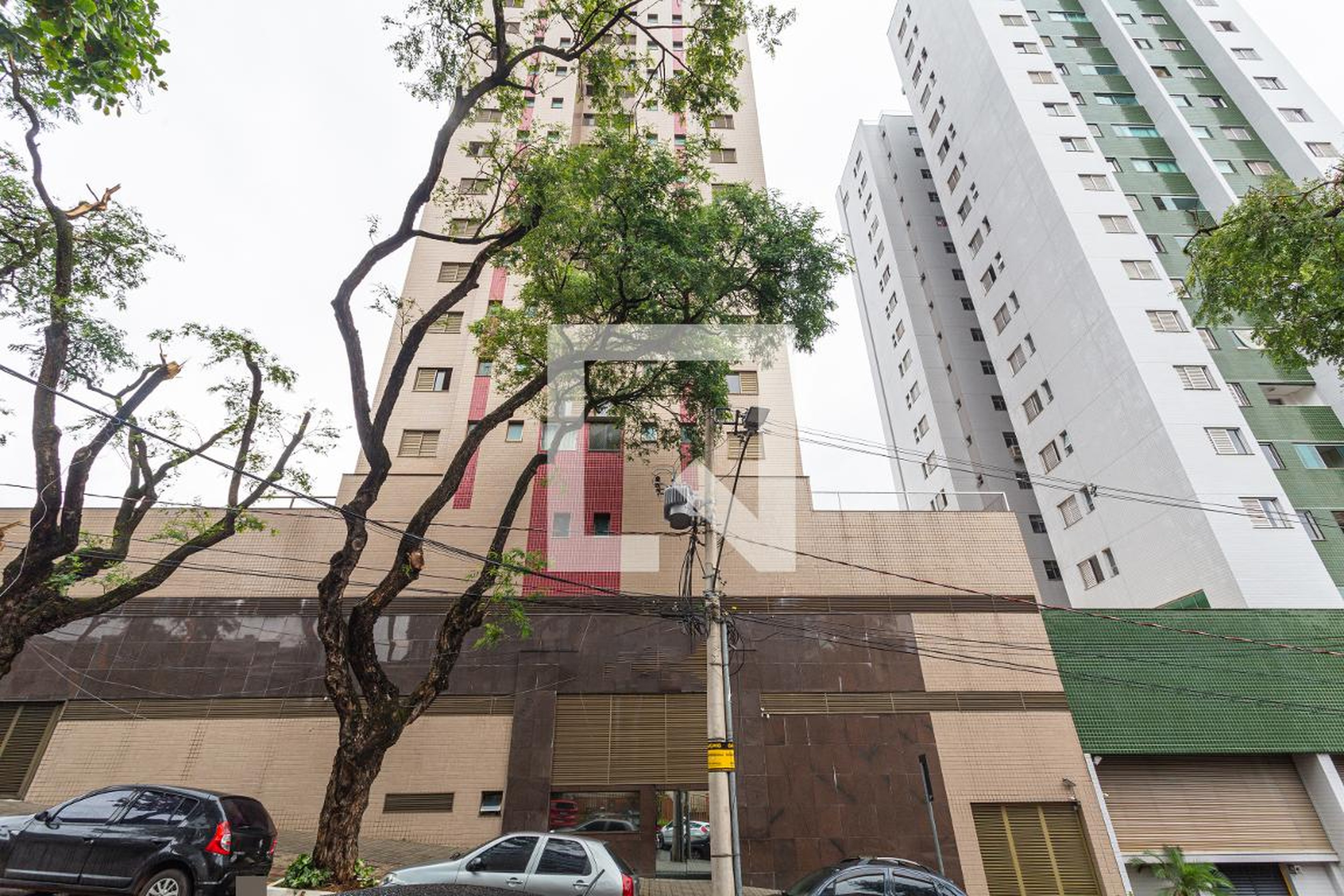Fachada Condomínio em Avenida do Contorno, 516