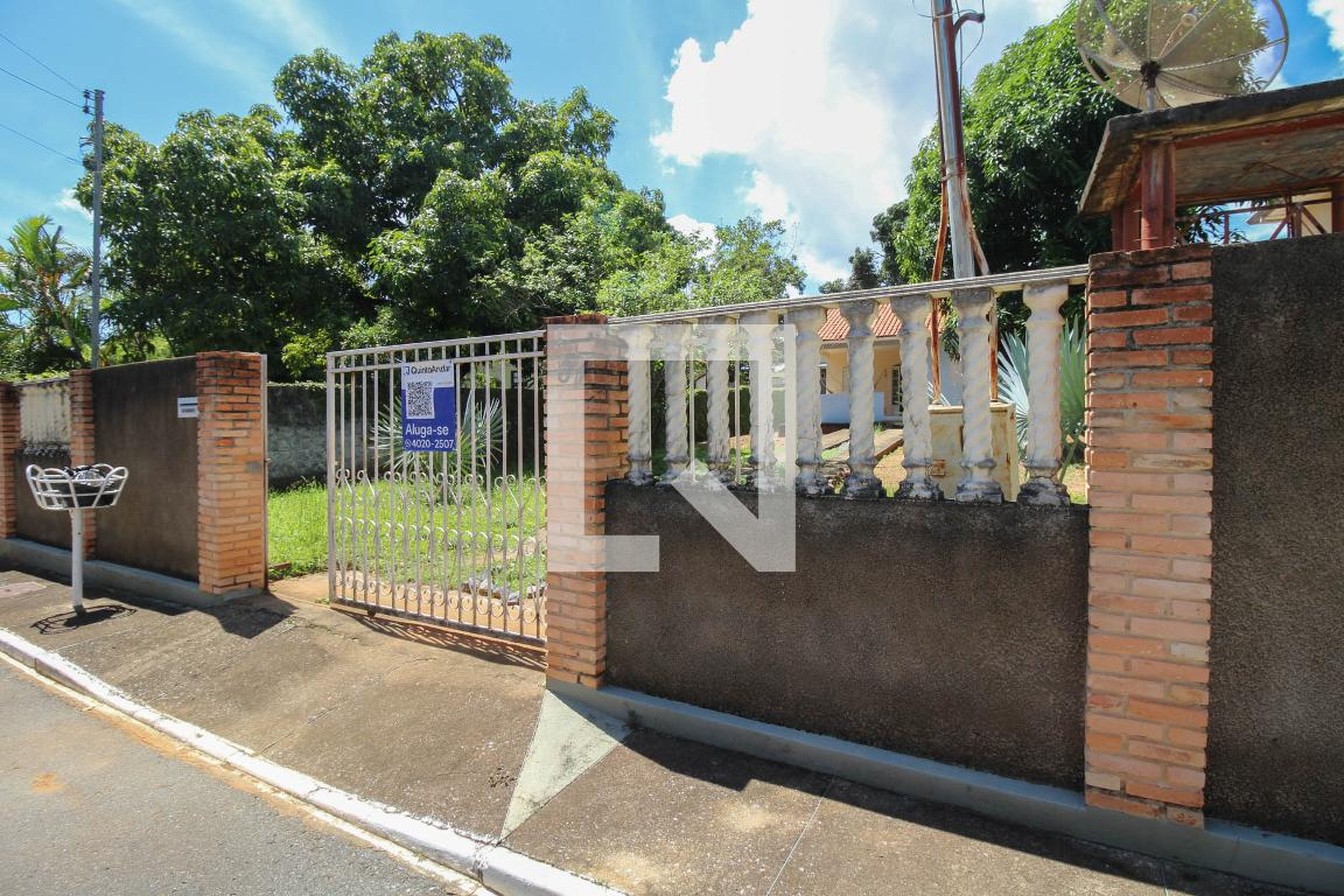 Fachada Condomínio em Sh Boa Vista/Condomínio Bianca, 04