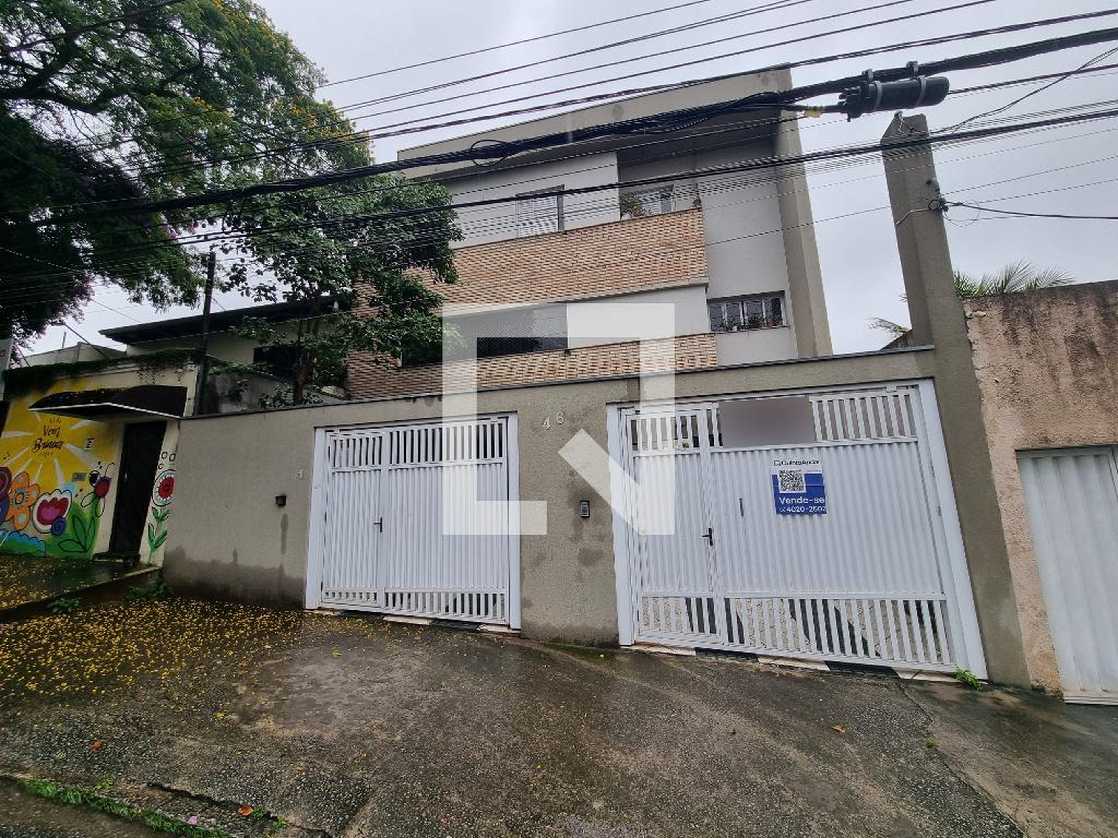 Fachada Condomínio em Rua Juazeiro, 46