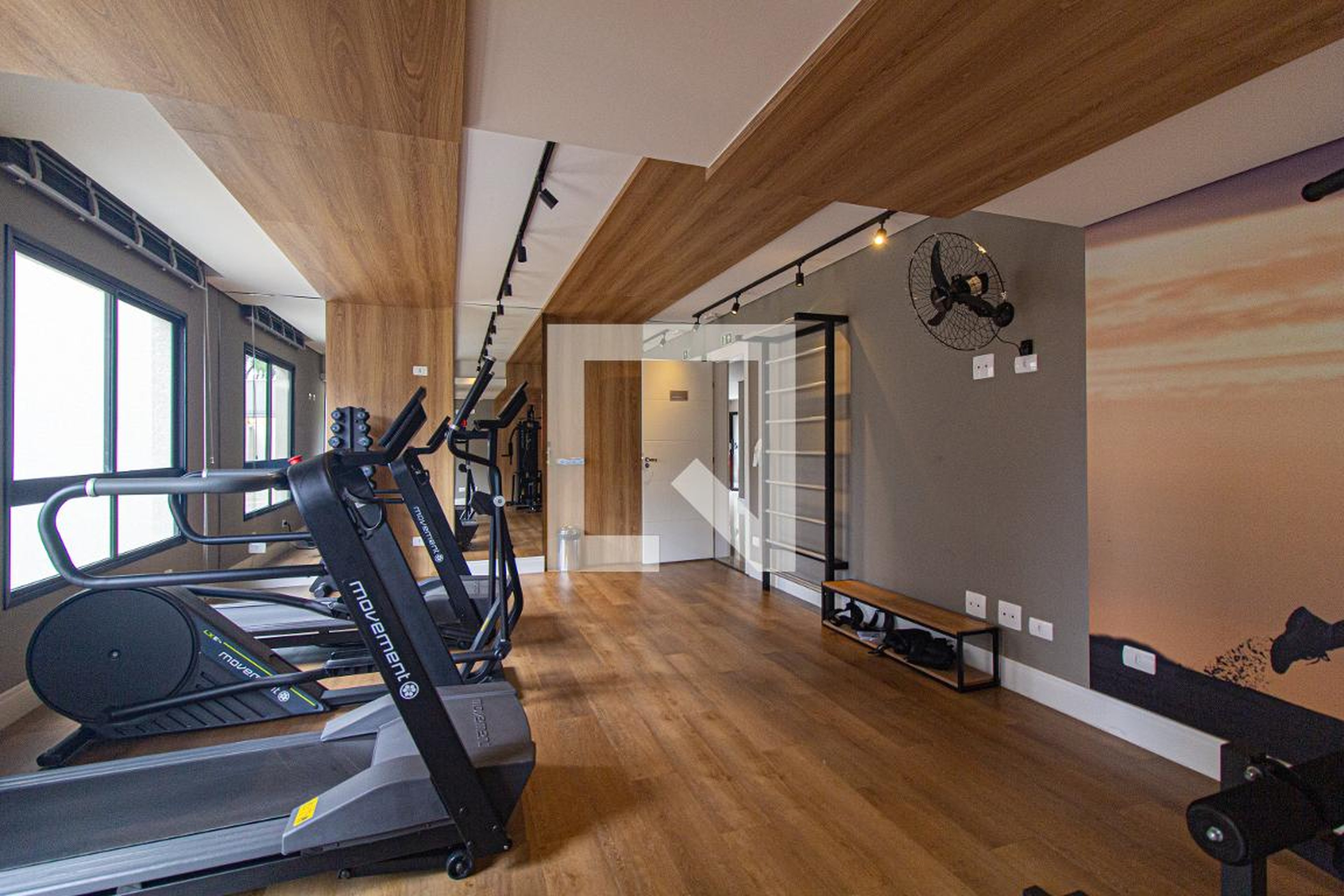 Academia - Canada Home