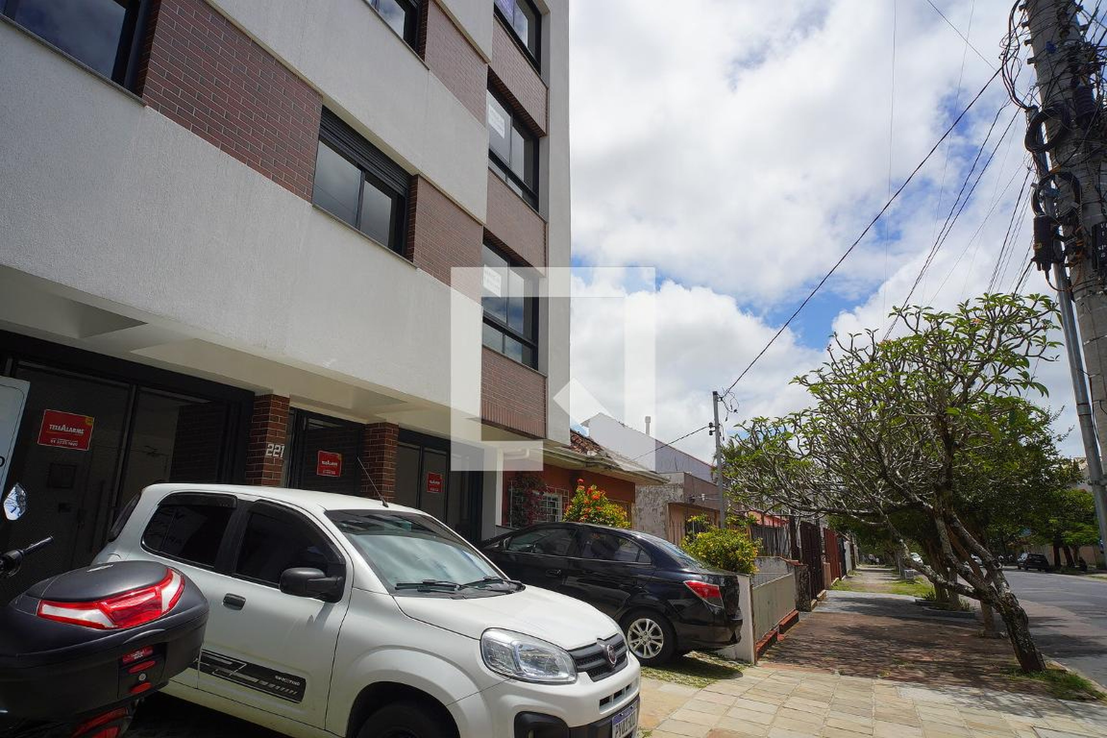 Fachada do Prédio Condomínio DownTown 221