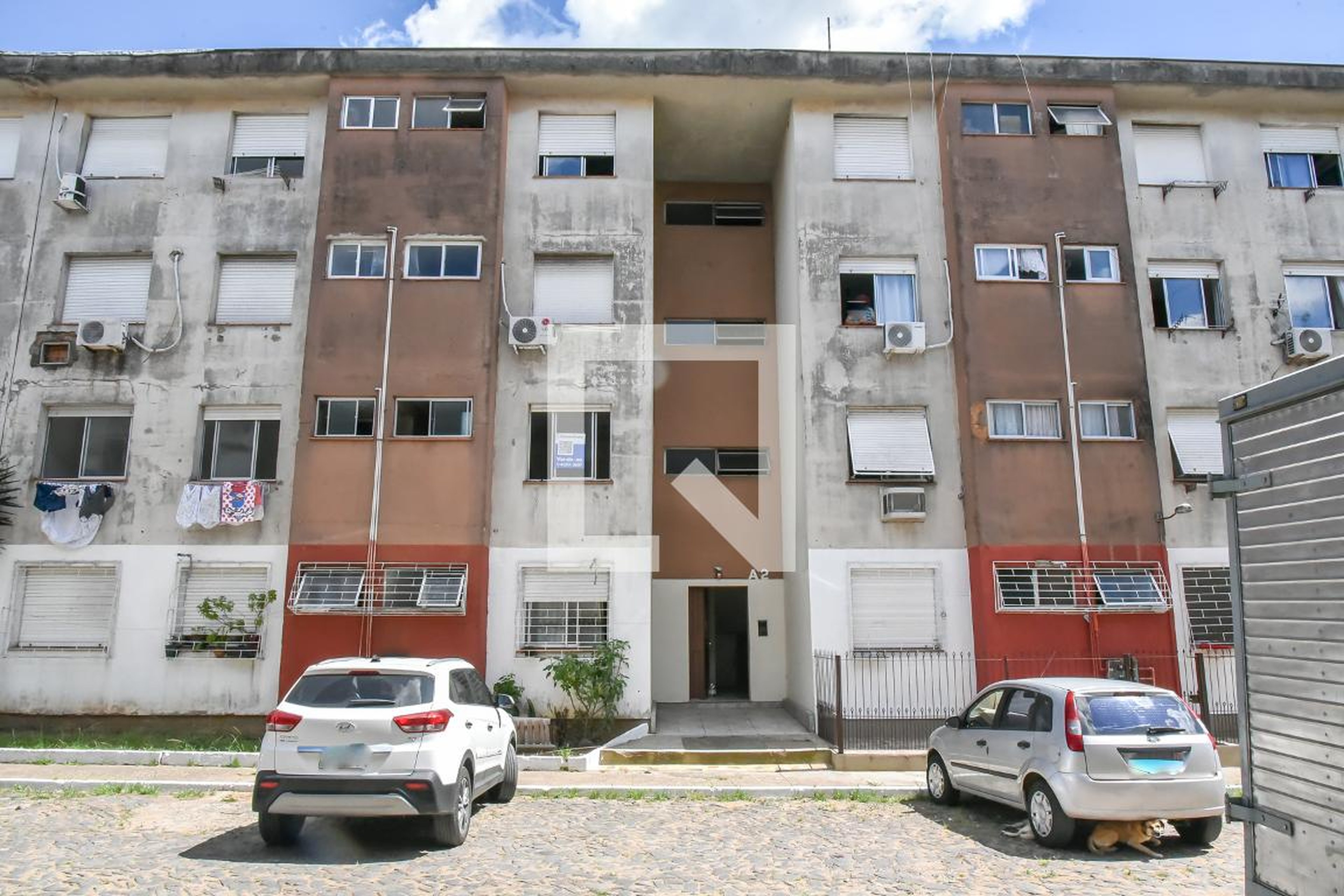 Fachada do Prédio Condomínio em Rua Santa Rosa de Lima, 100