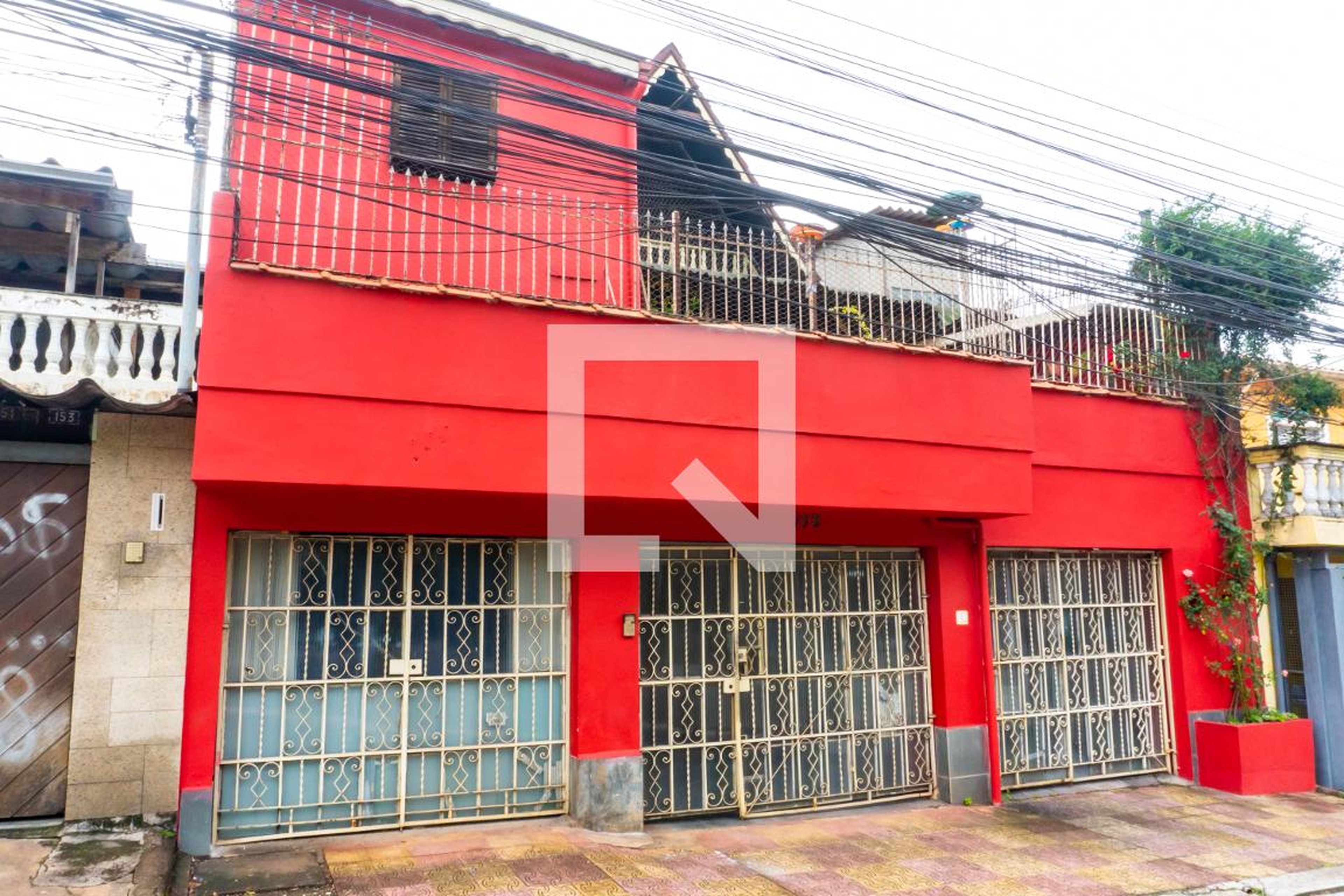 Fachada Condomínio em Rua Arapuã, 155