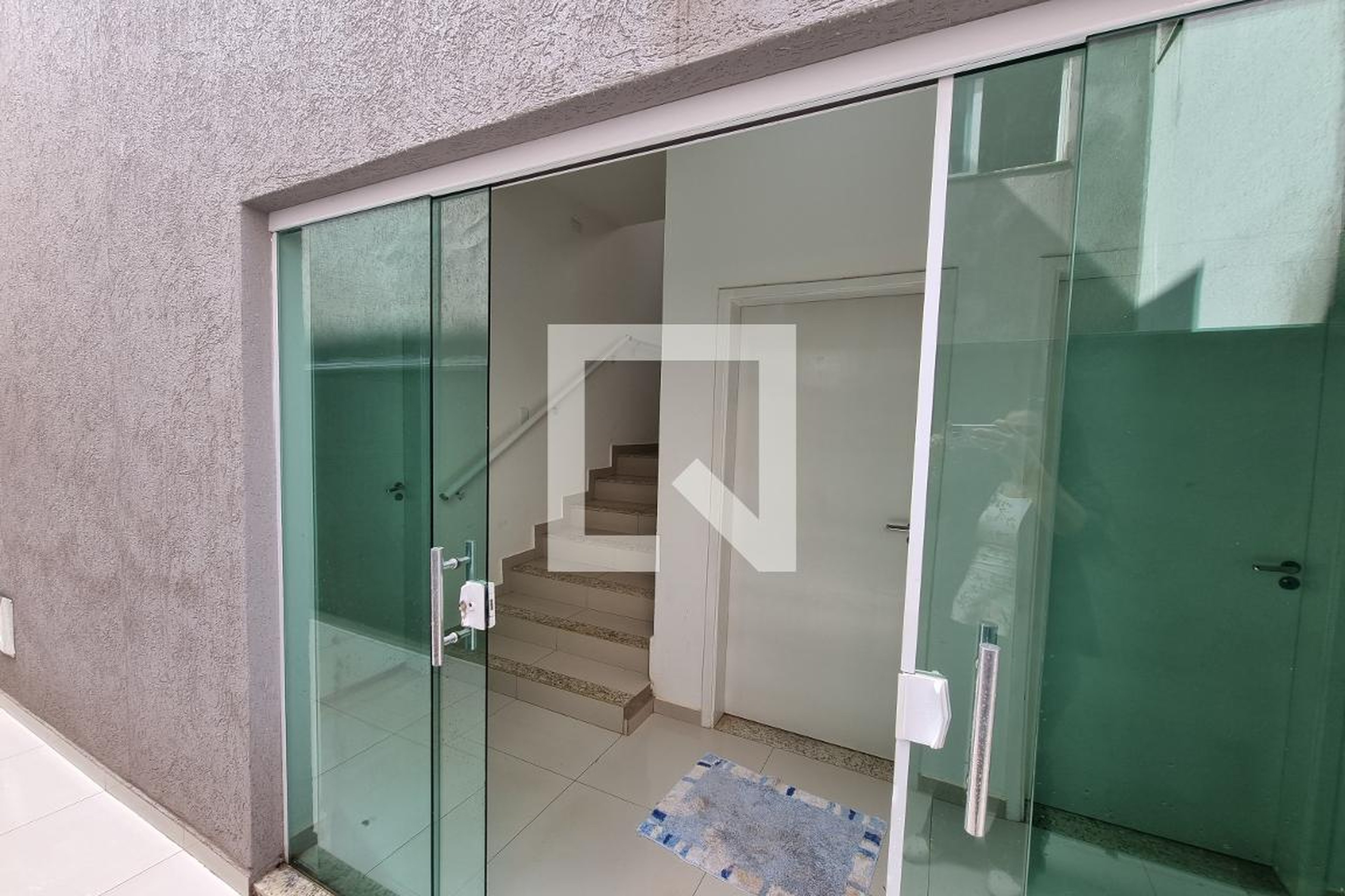 Entrada do Prédio - null