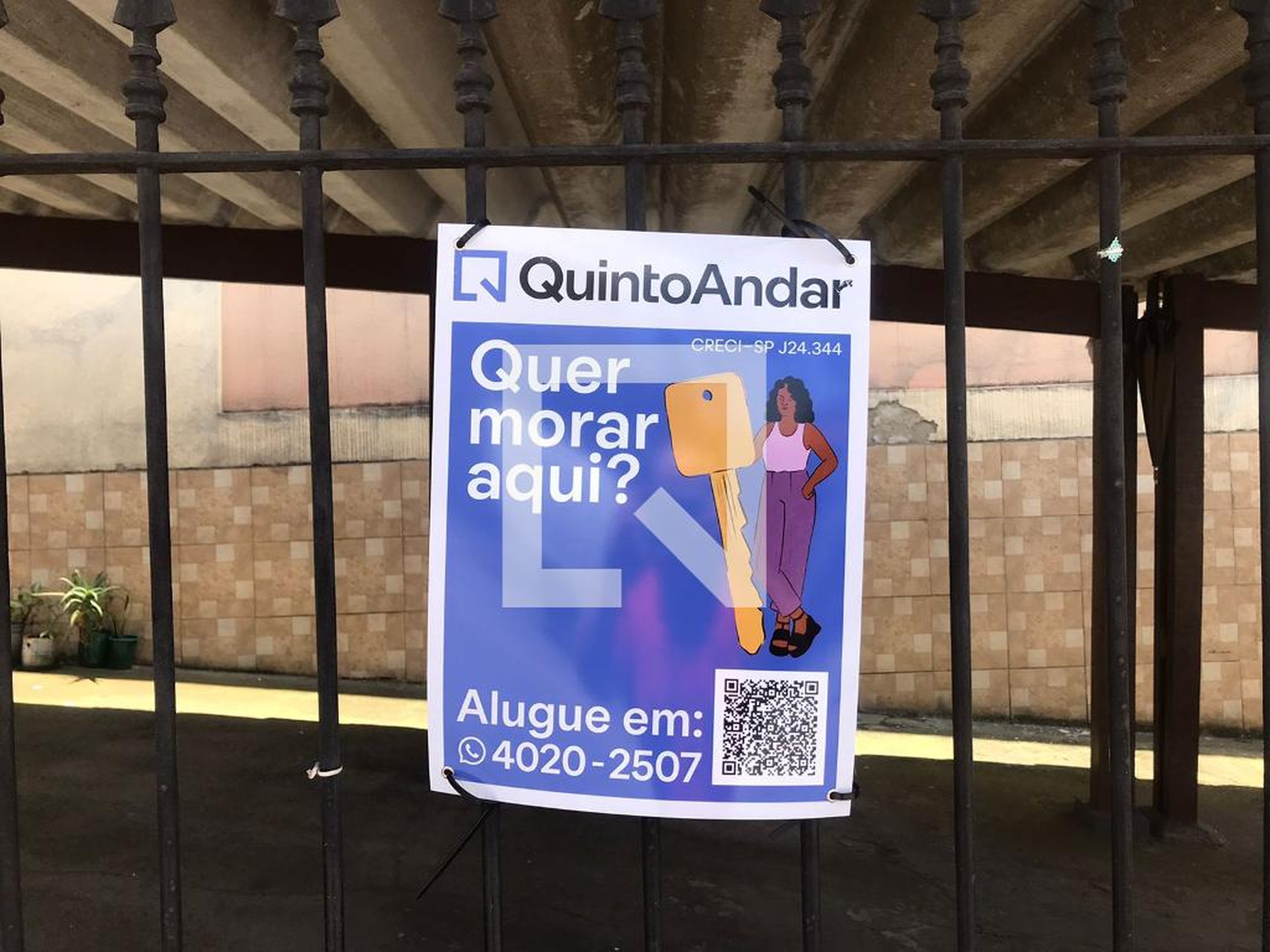 Fachada do Prédio Condomínio Capri