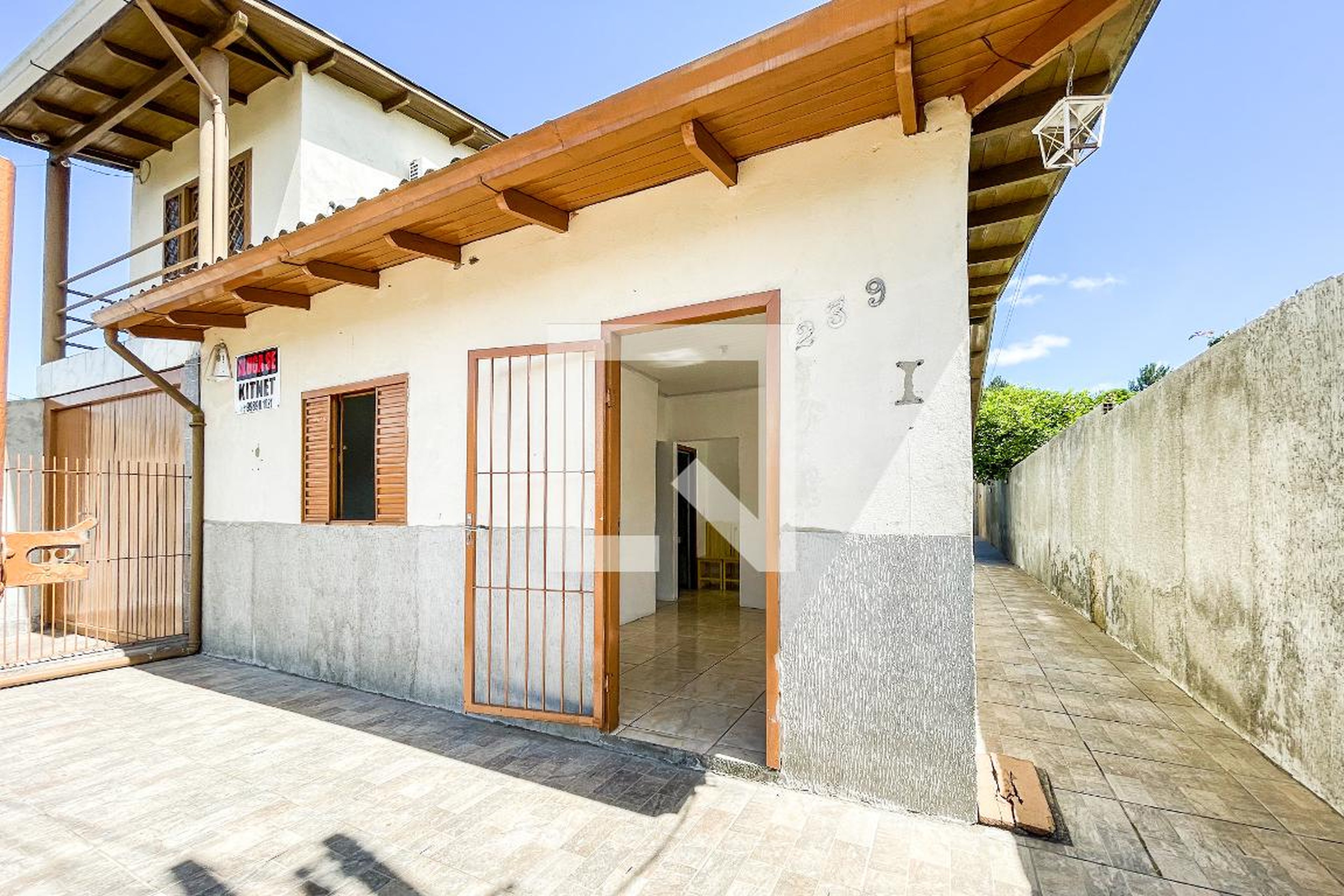 Fachada Condomínio em Rua José Francisco, 167