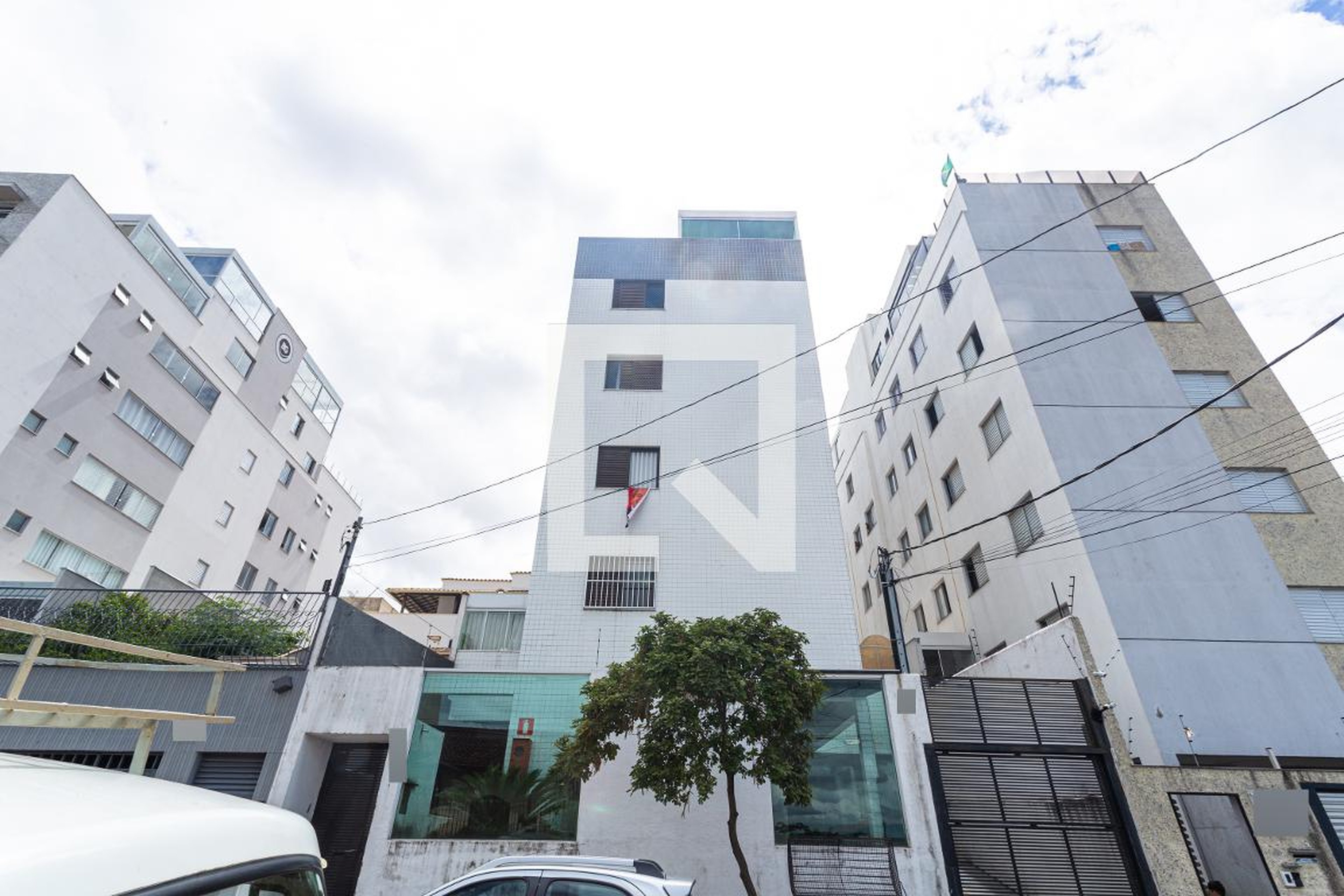 Fachada Condomínio em Rua Atenas, 390