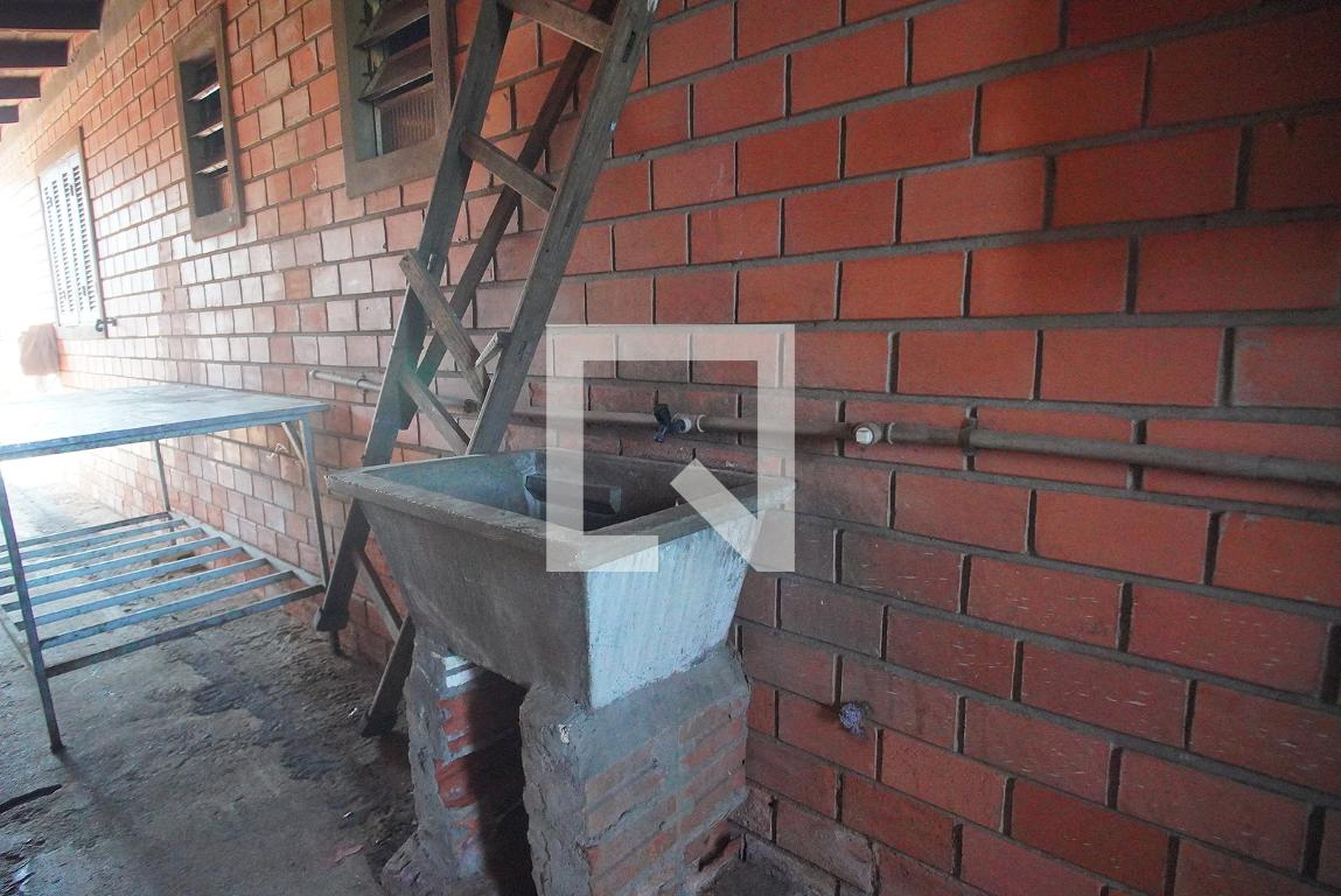 Área Comum Condomínio em Rua Itambé, 13