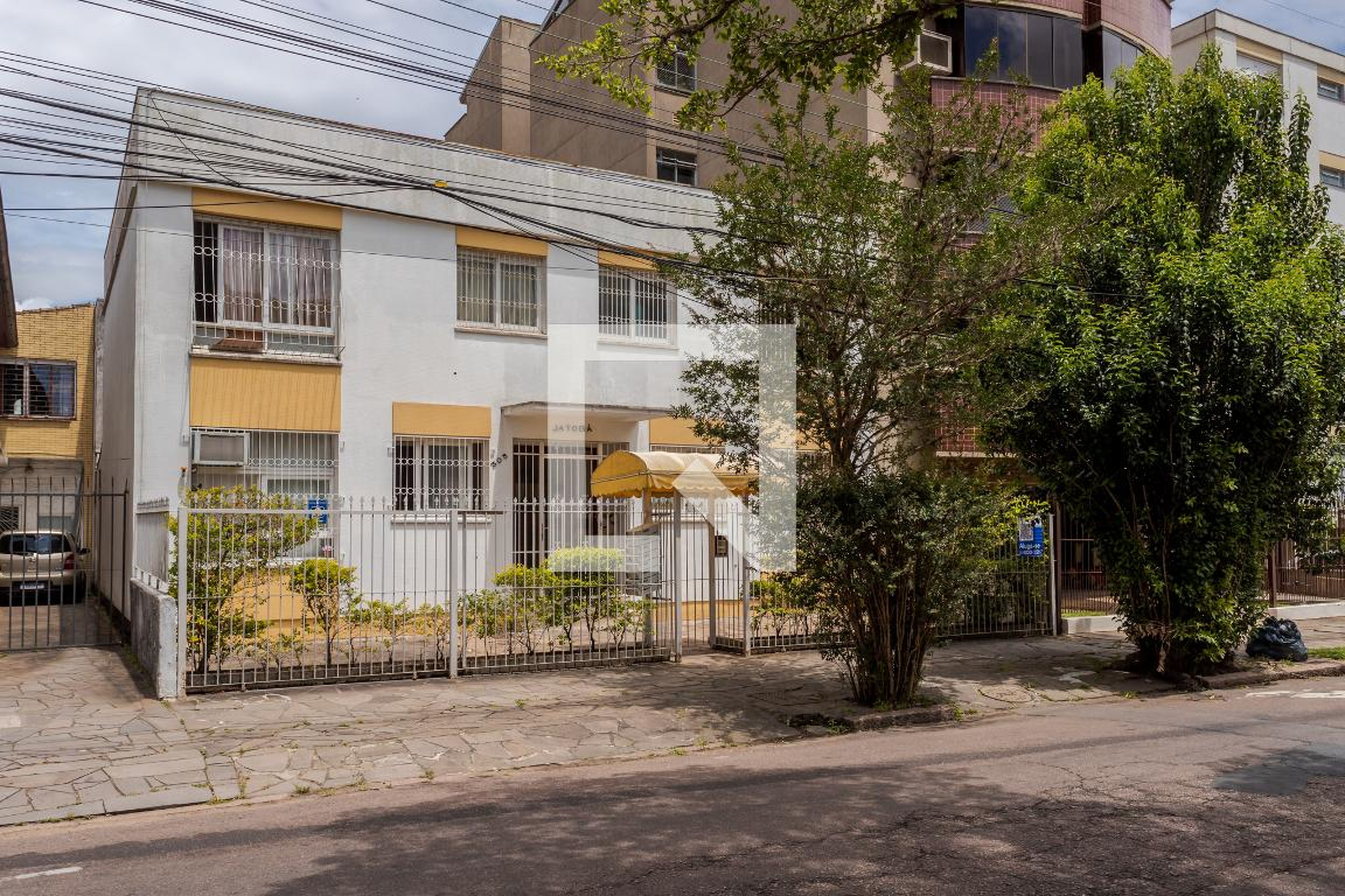 Fachada Condomínio em Rua Dom Diogo de Souza, 303