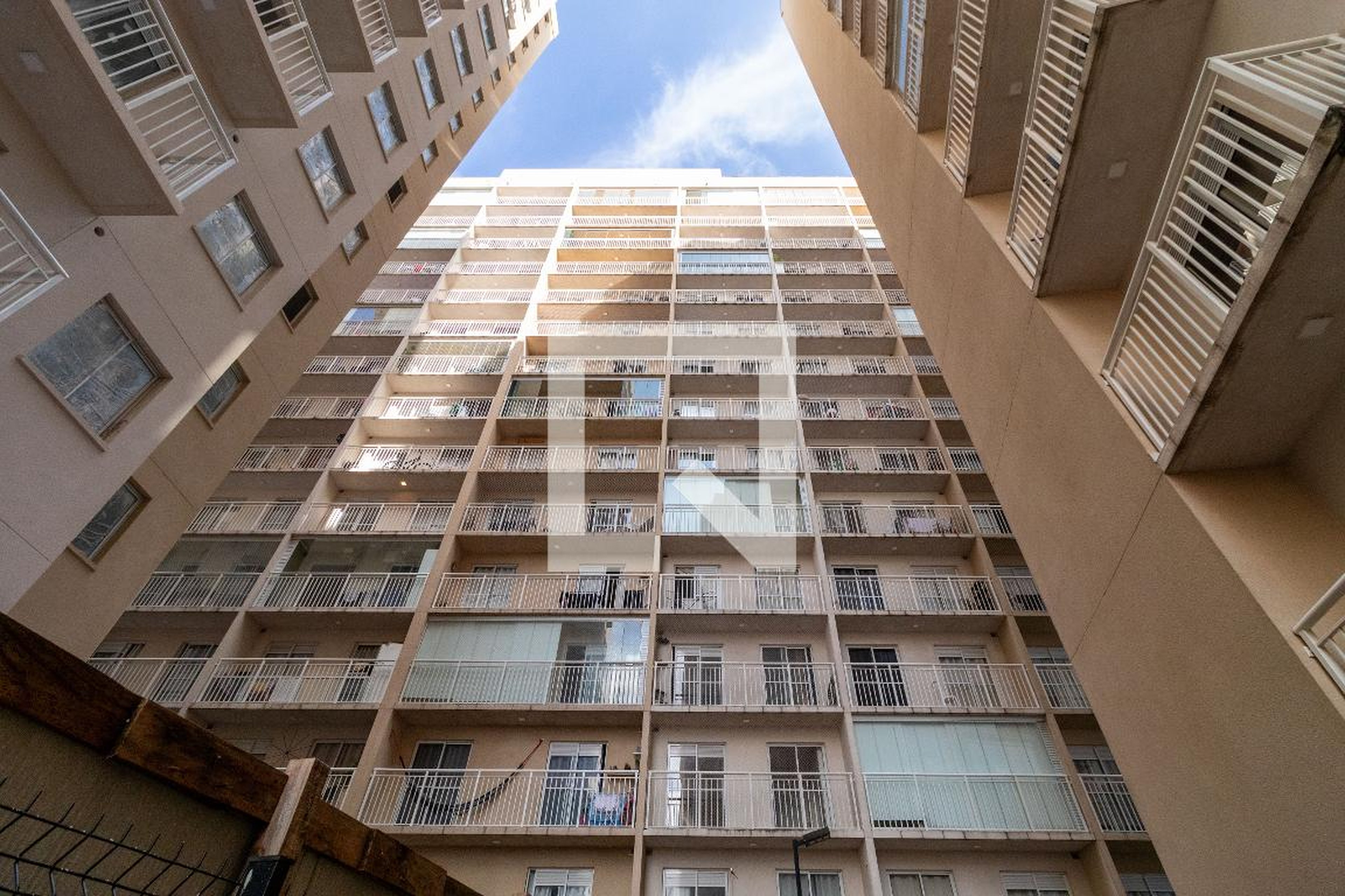 Fachada do Prédio Condomínio em Avenida Rudge, 456