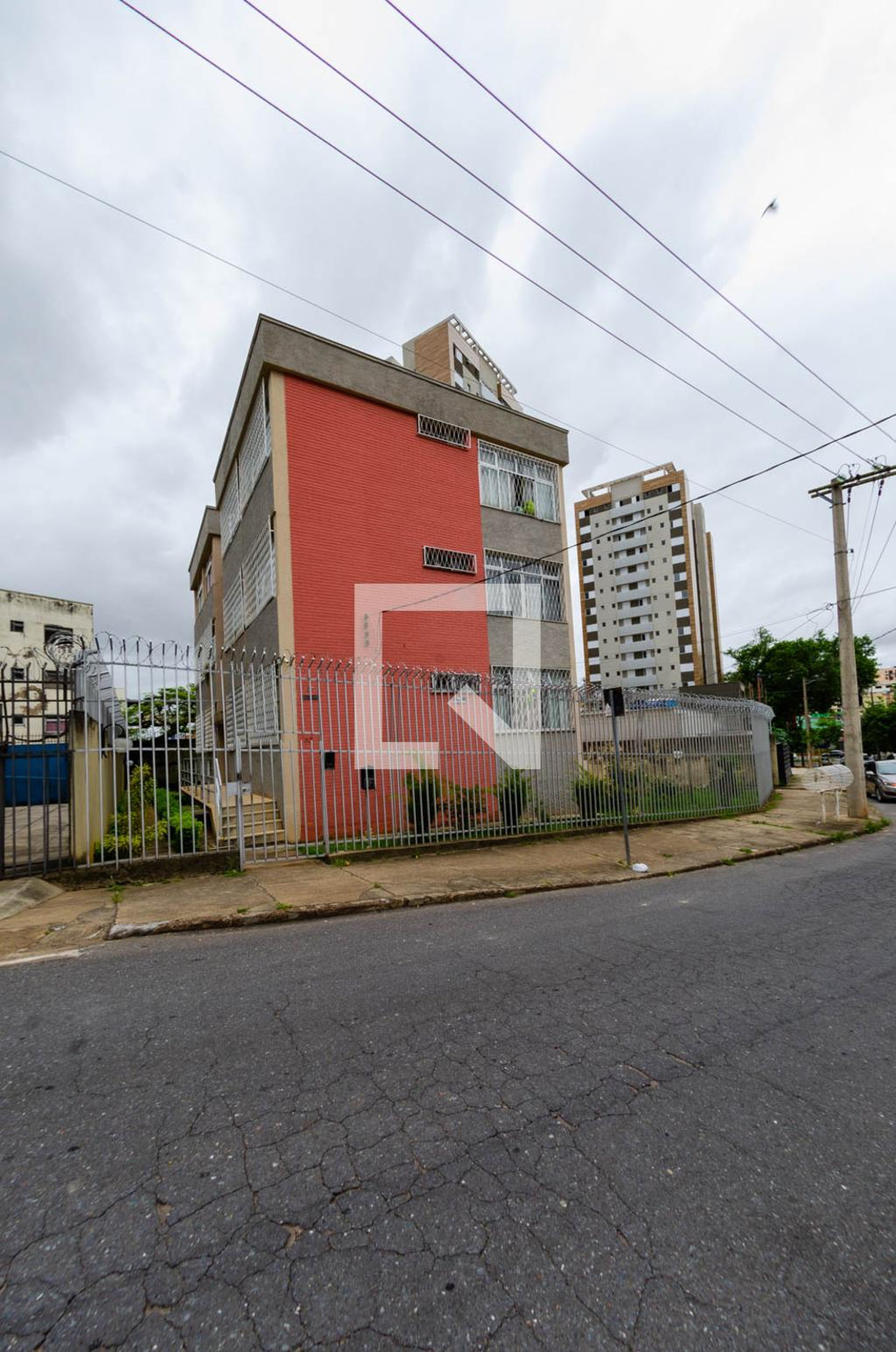 Fachada Condomínio em Rua André Fernandes, 37