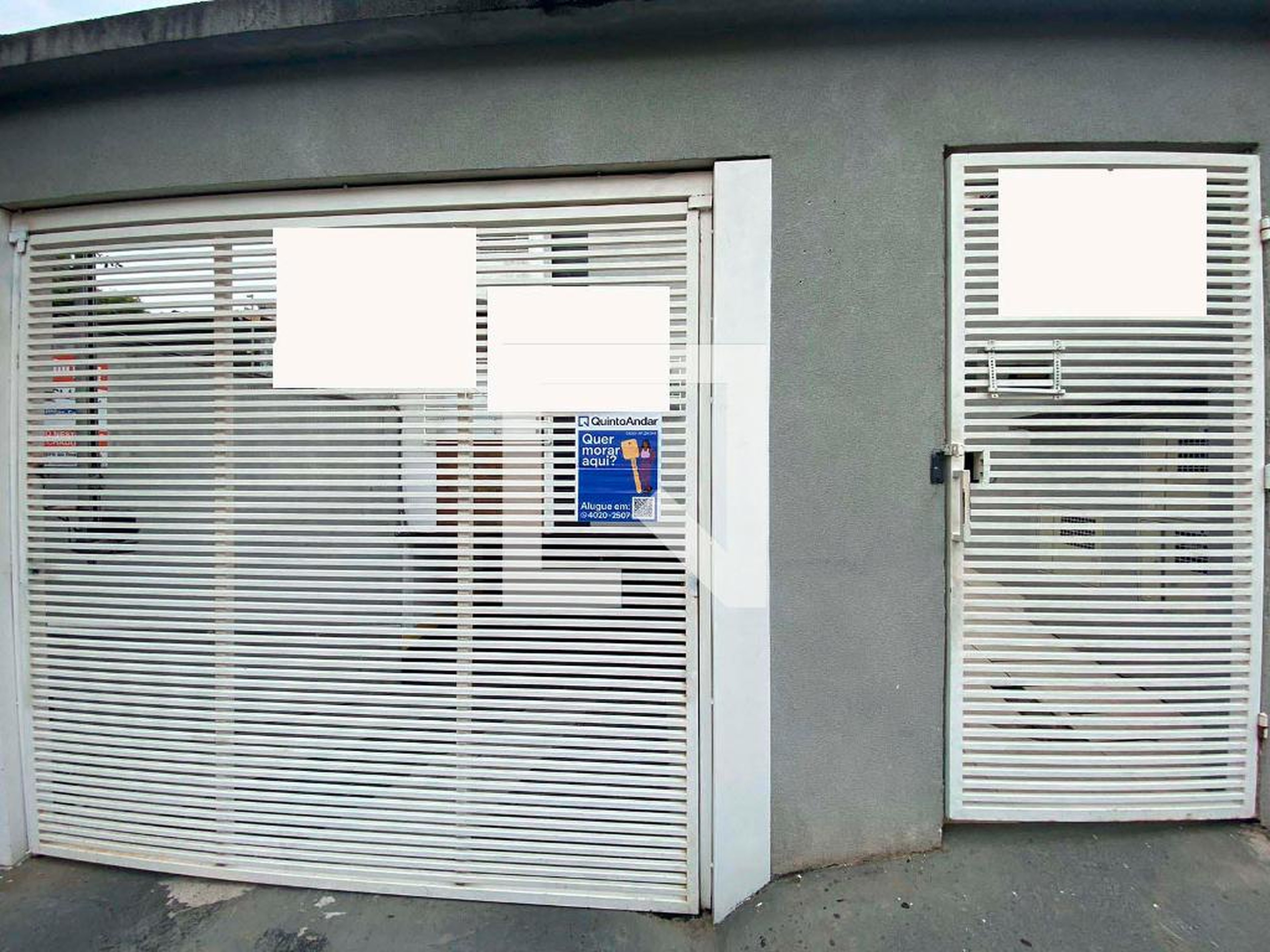 Fachada Condomínio em Rua Armando Mattar, 76