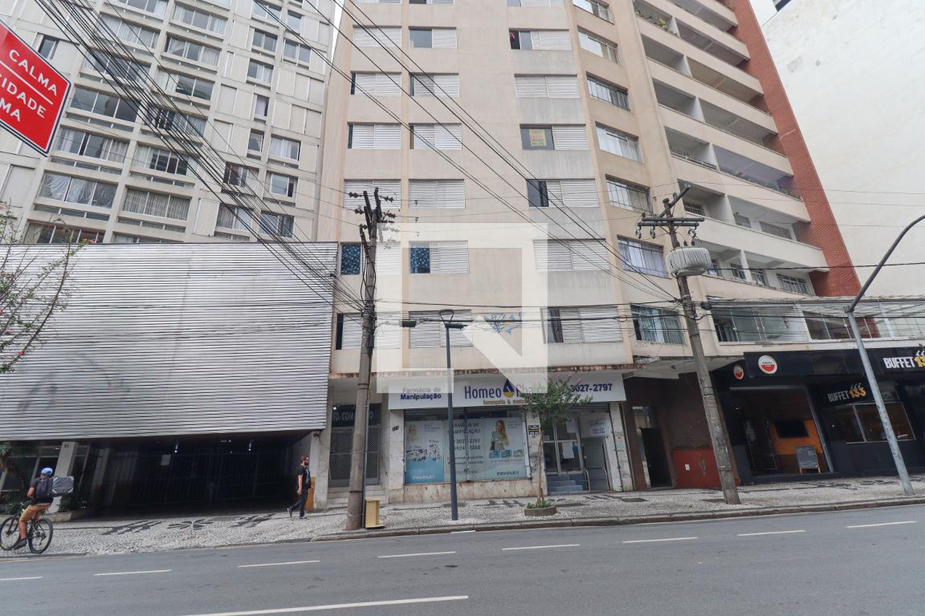 Fachada do Condominio Edifício Comodoro