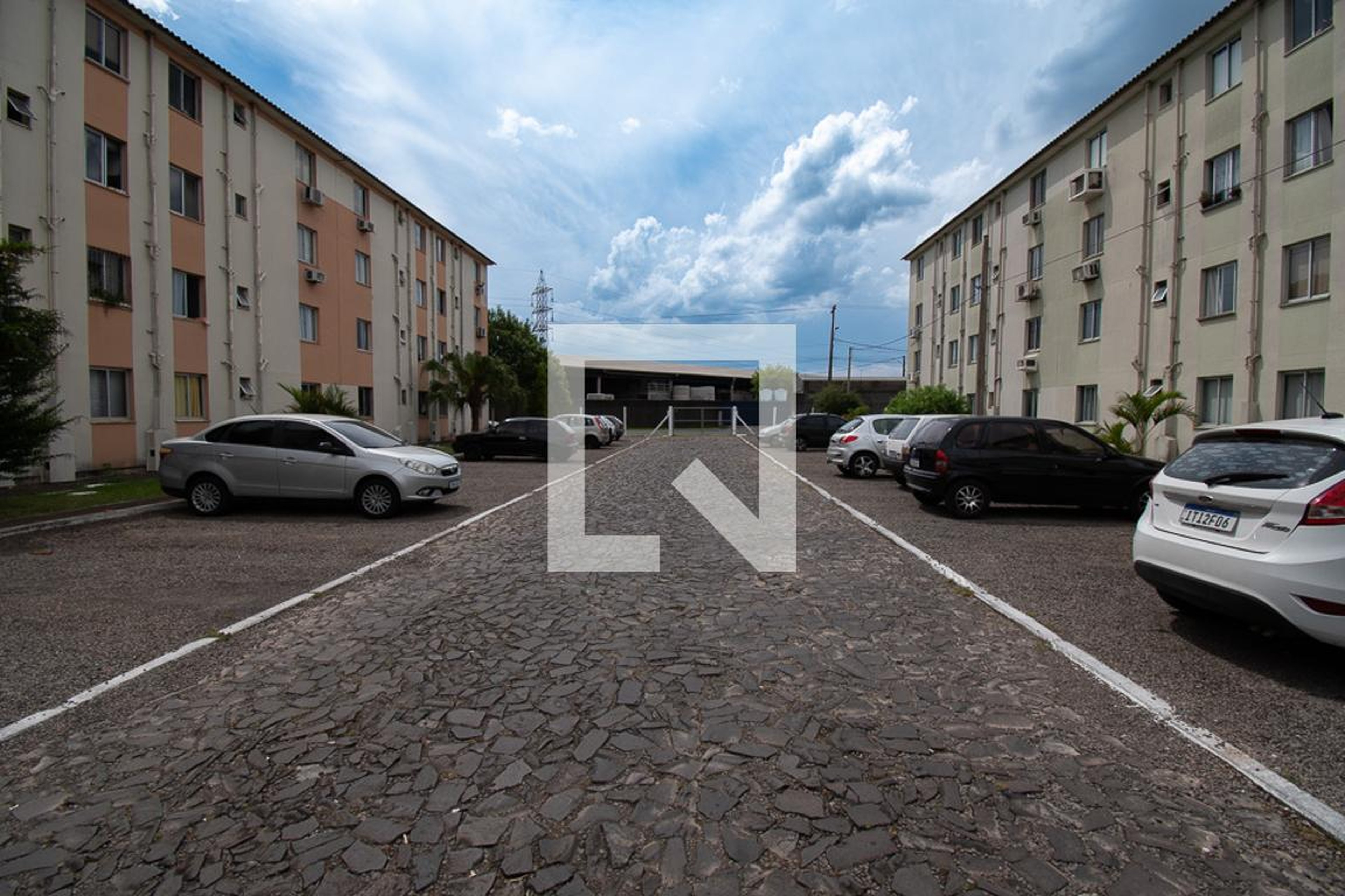 estacionamento Condomínio Aimoré