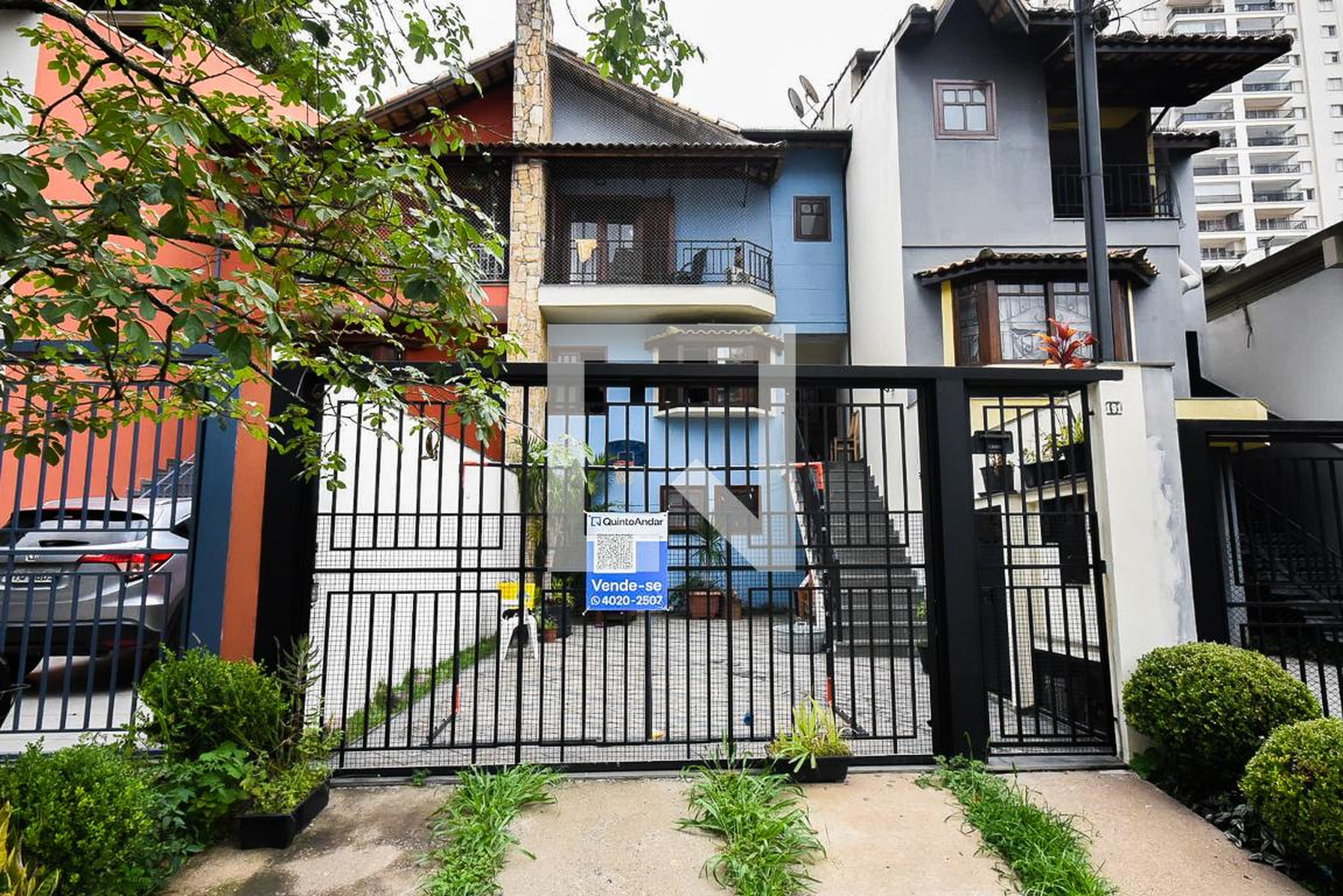 Fachada Condomínio em Rua Luís Ramos Figueira, 191