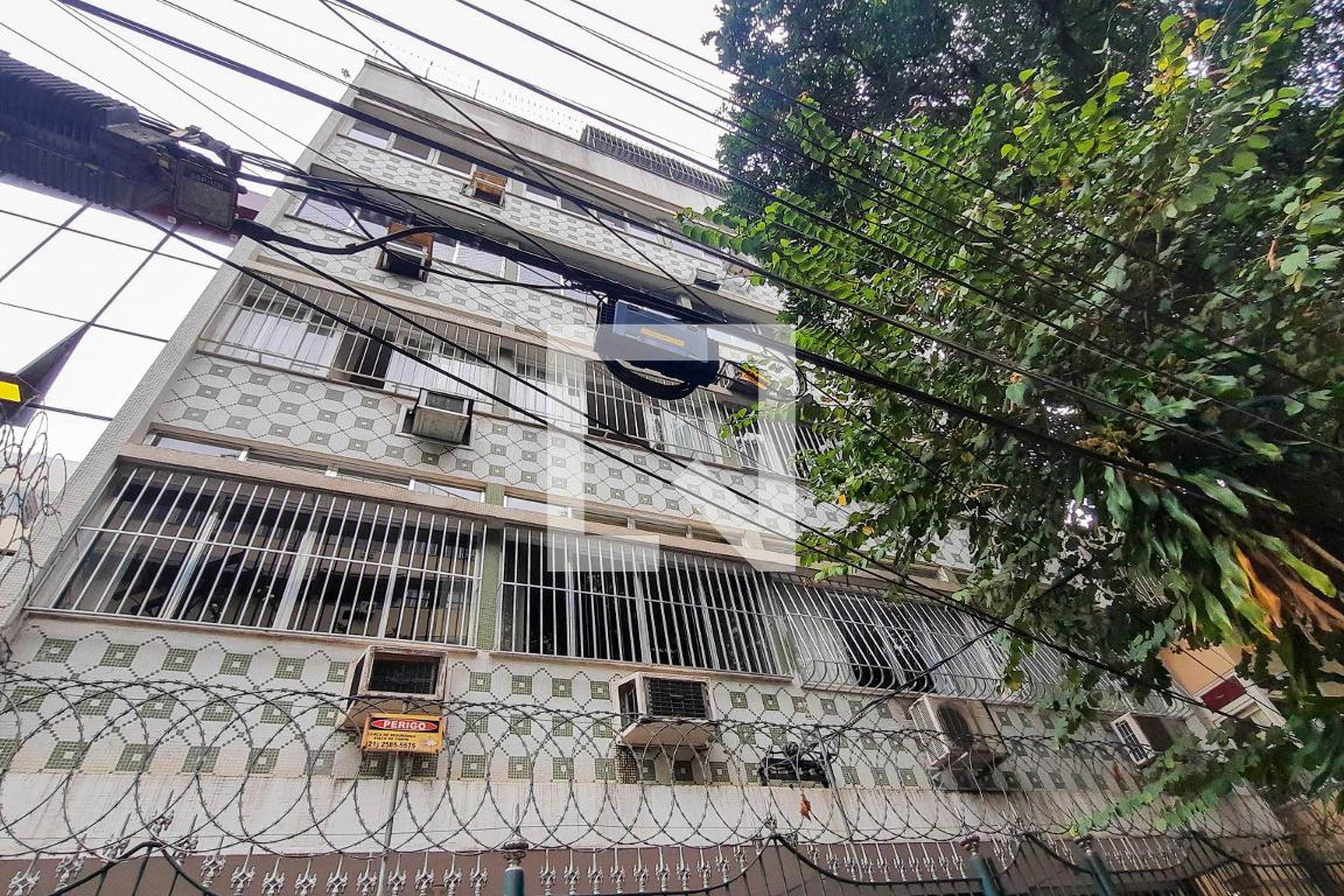 Fachada Condomínio em Rua Major Ávila, 28