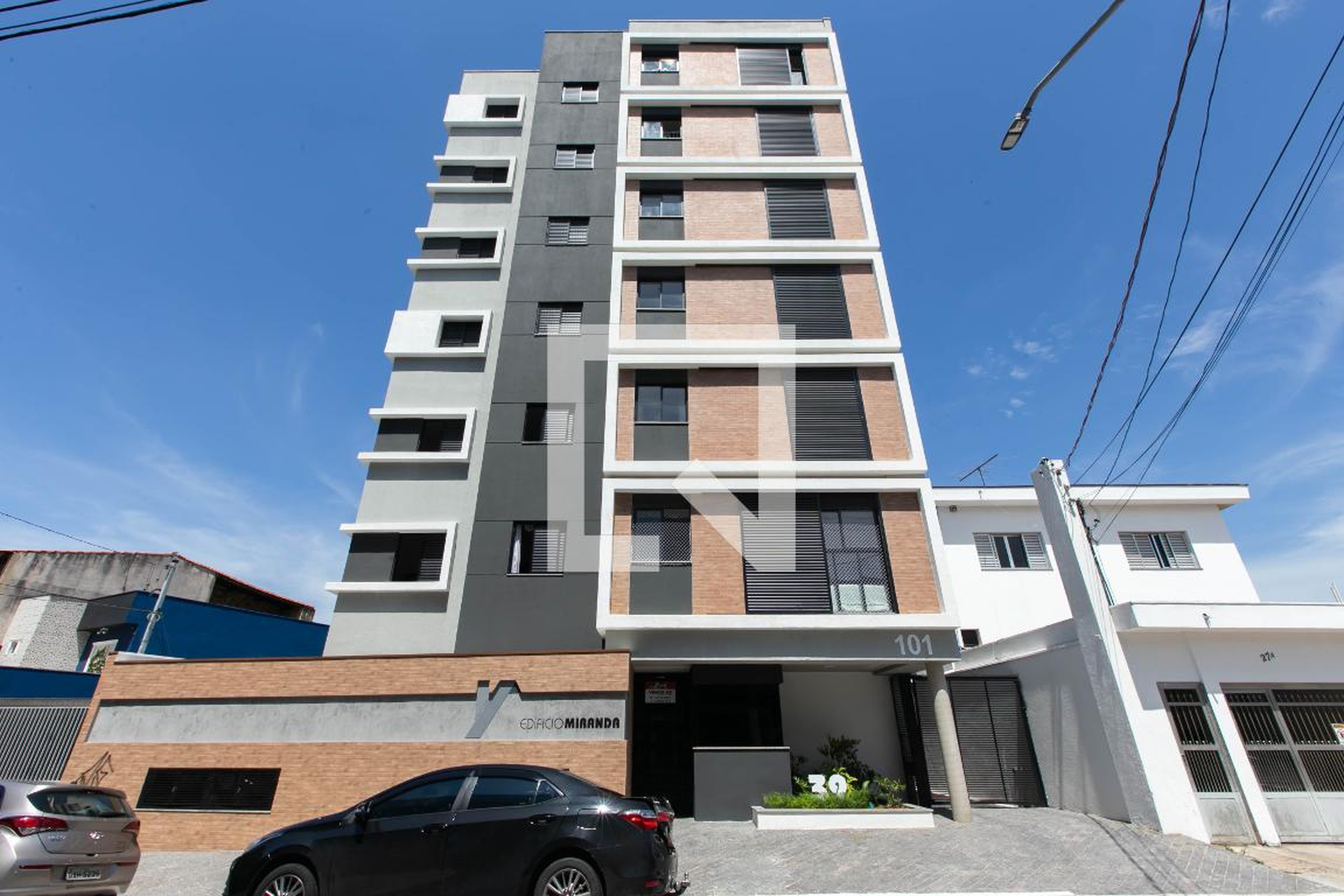 Fachada do Condomínio Edifício Miranda