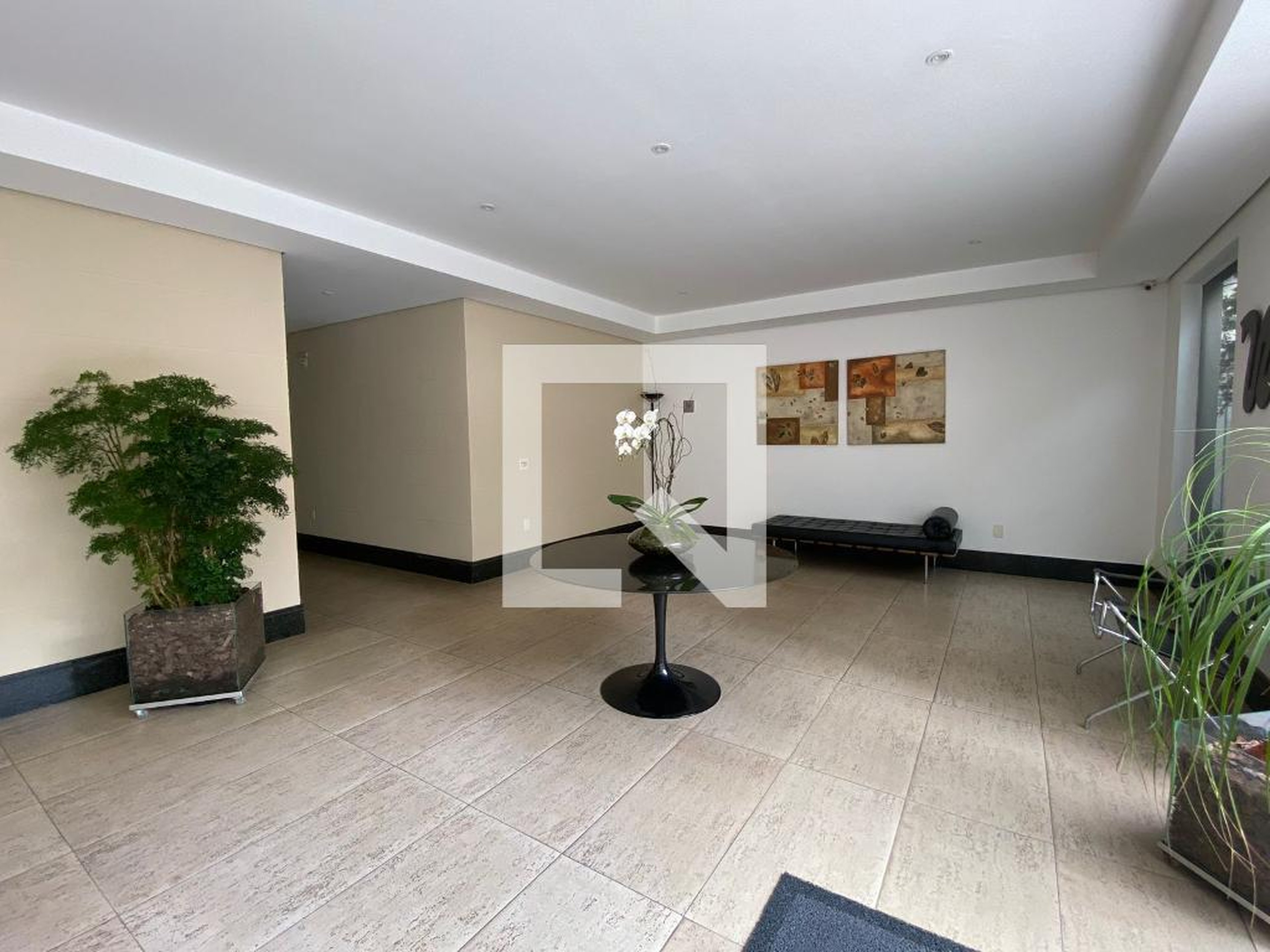 Hall - Safira Premium