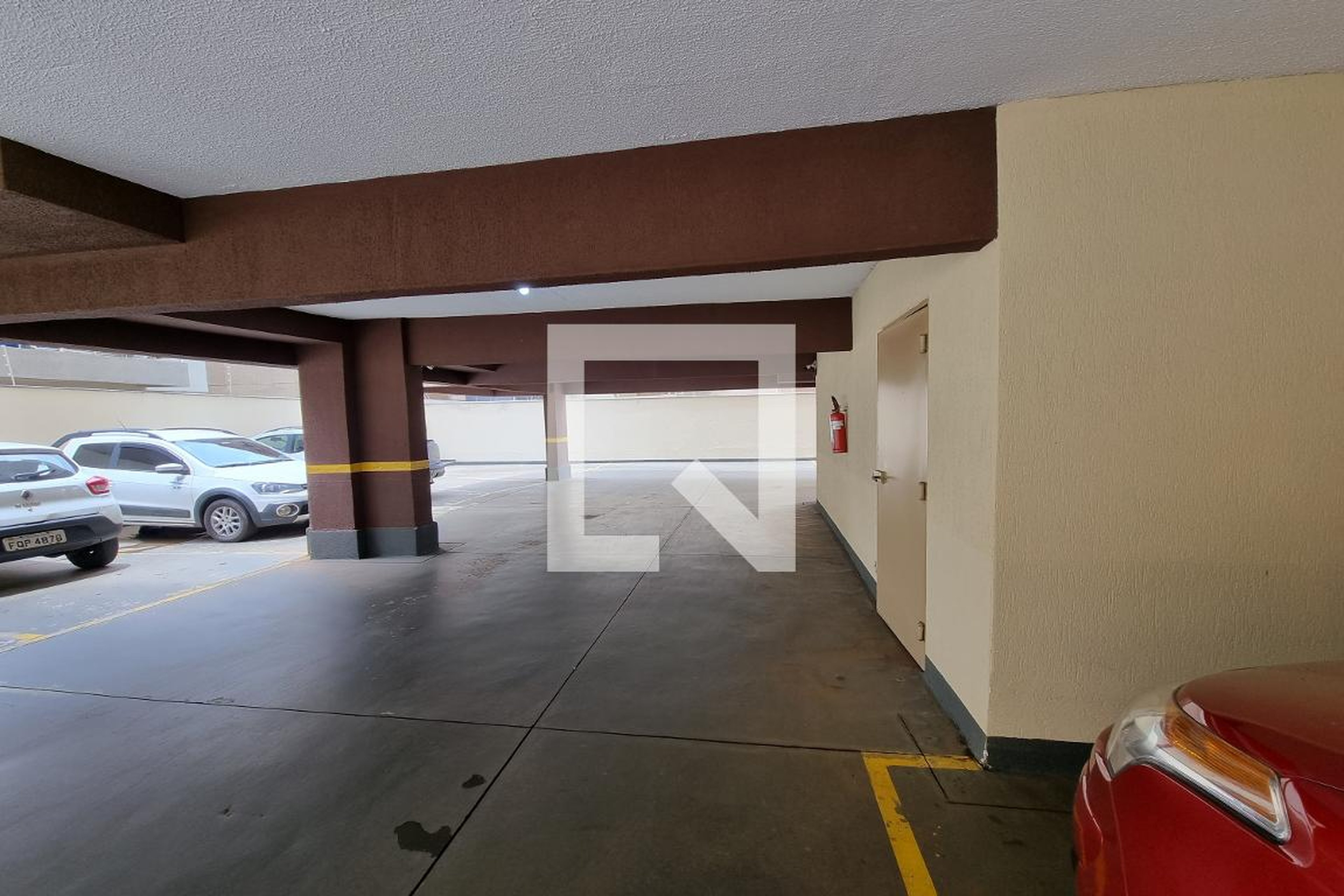 Estacionamento - Lara