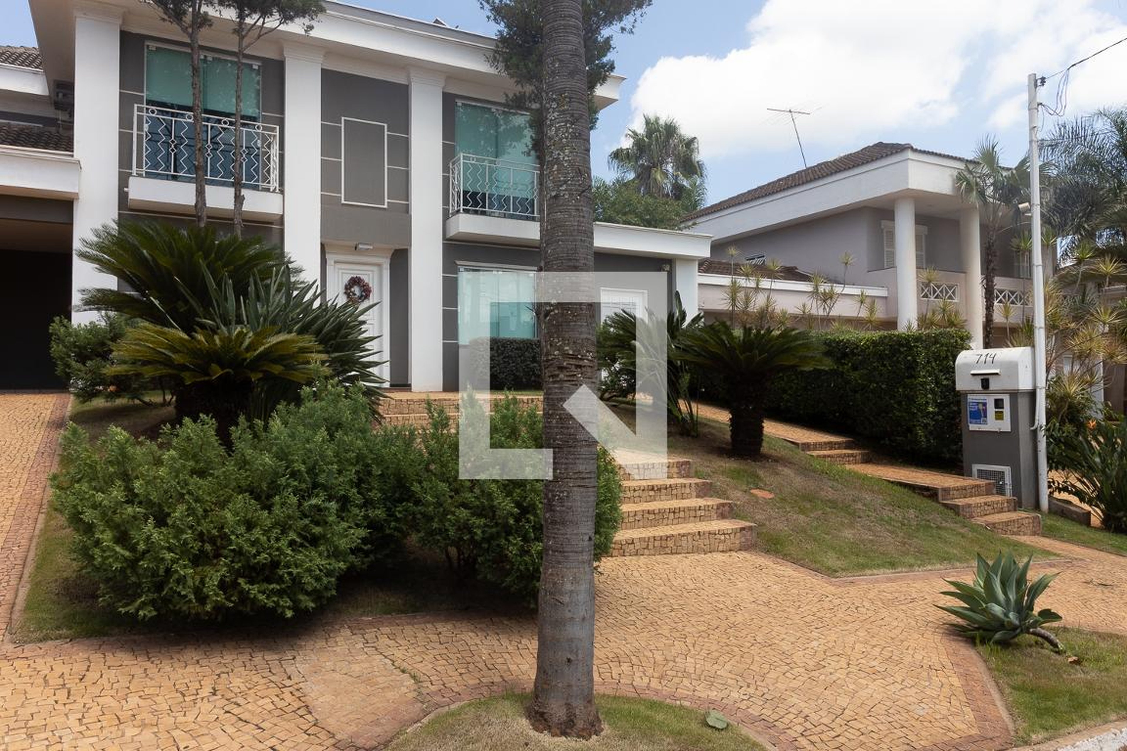 Fachada Condomínio em Avenida Jerônimo Gonçalves, 19