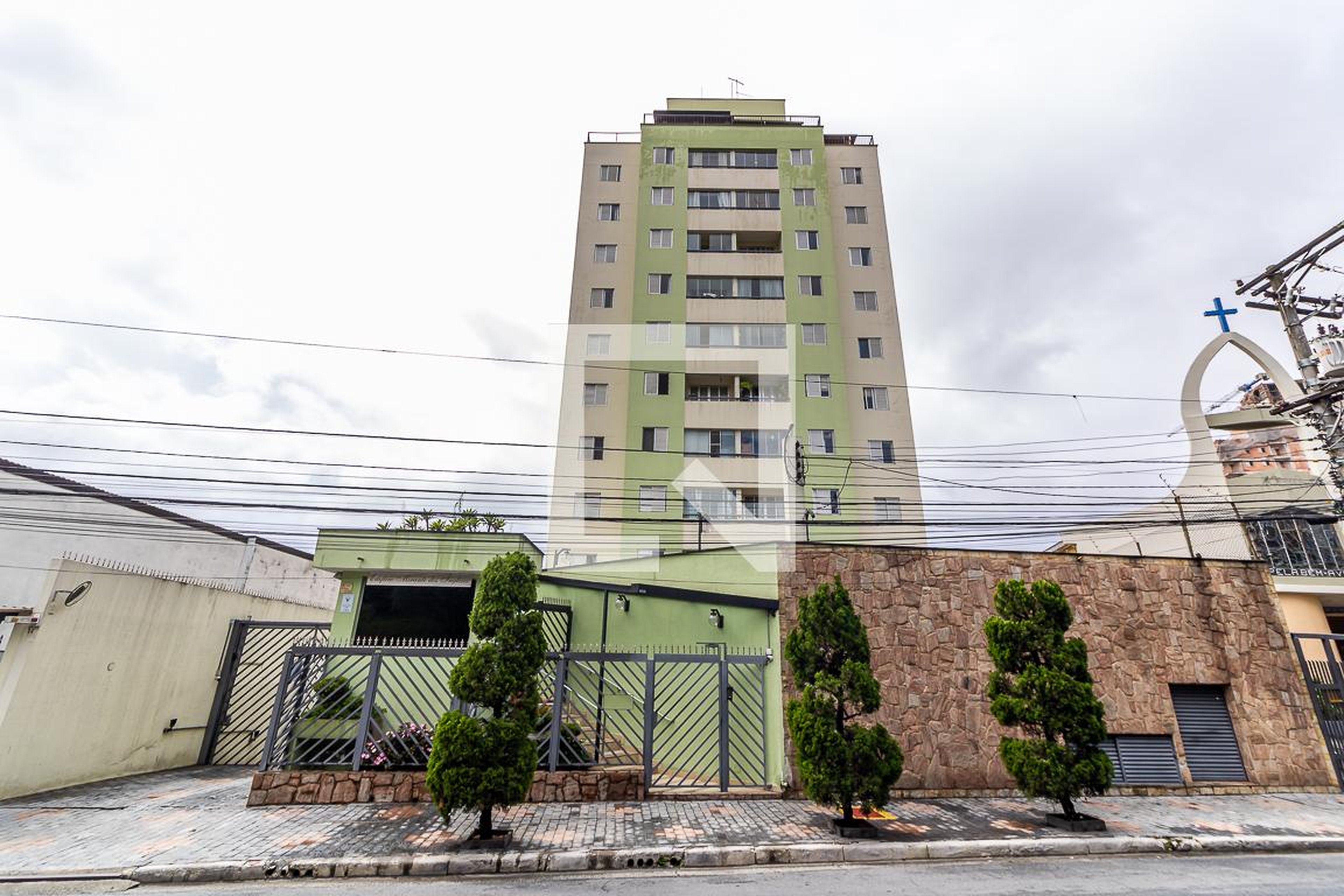 Fachada do Condomínio Edifício Mirante dos Ingleses