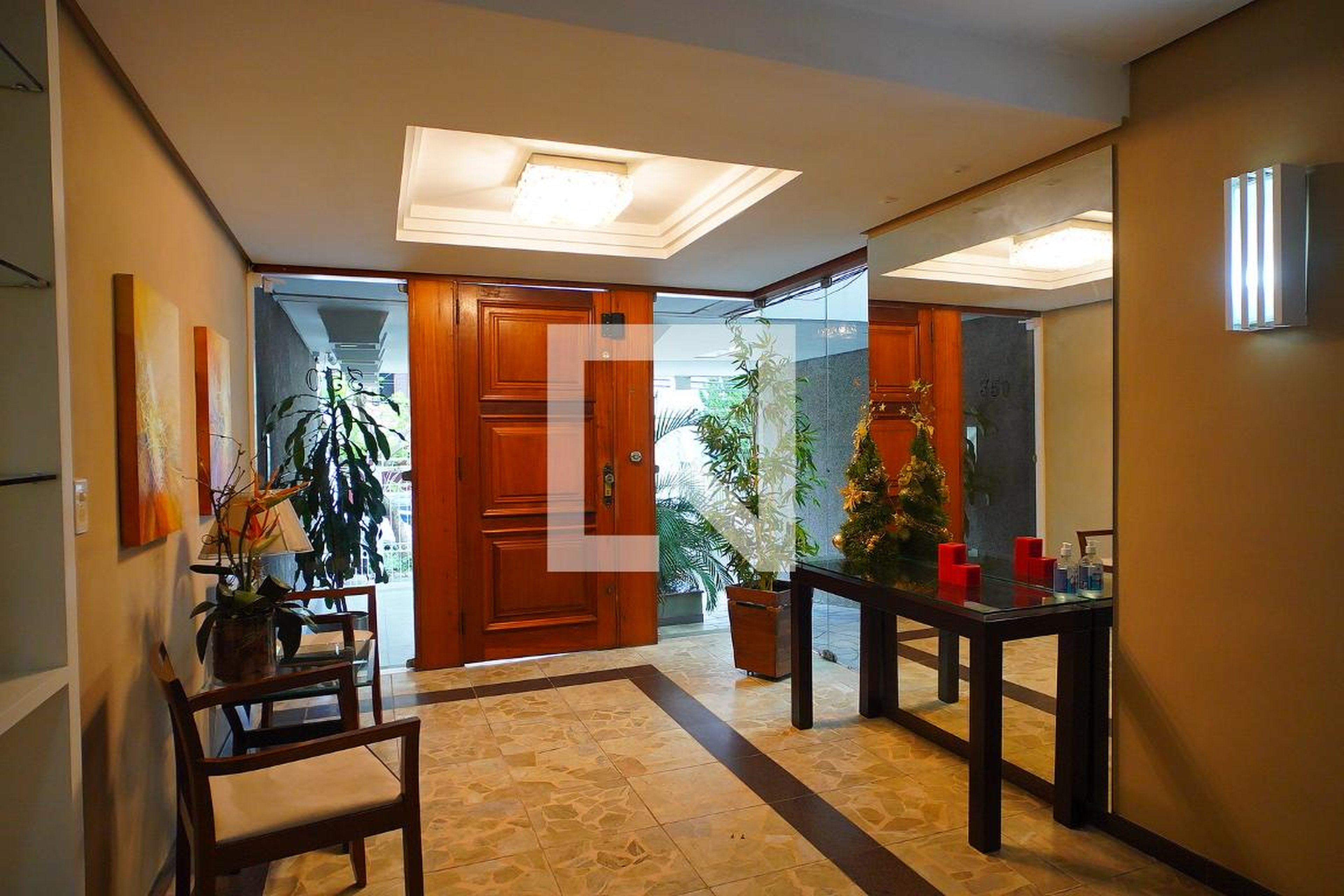 Hall de entrada - Edifício Claudia