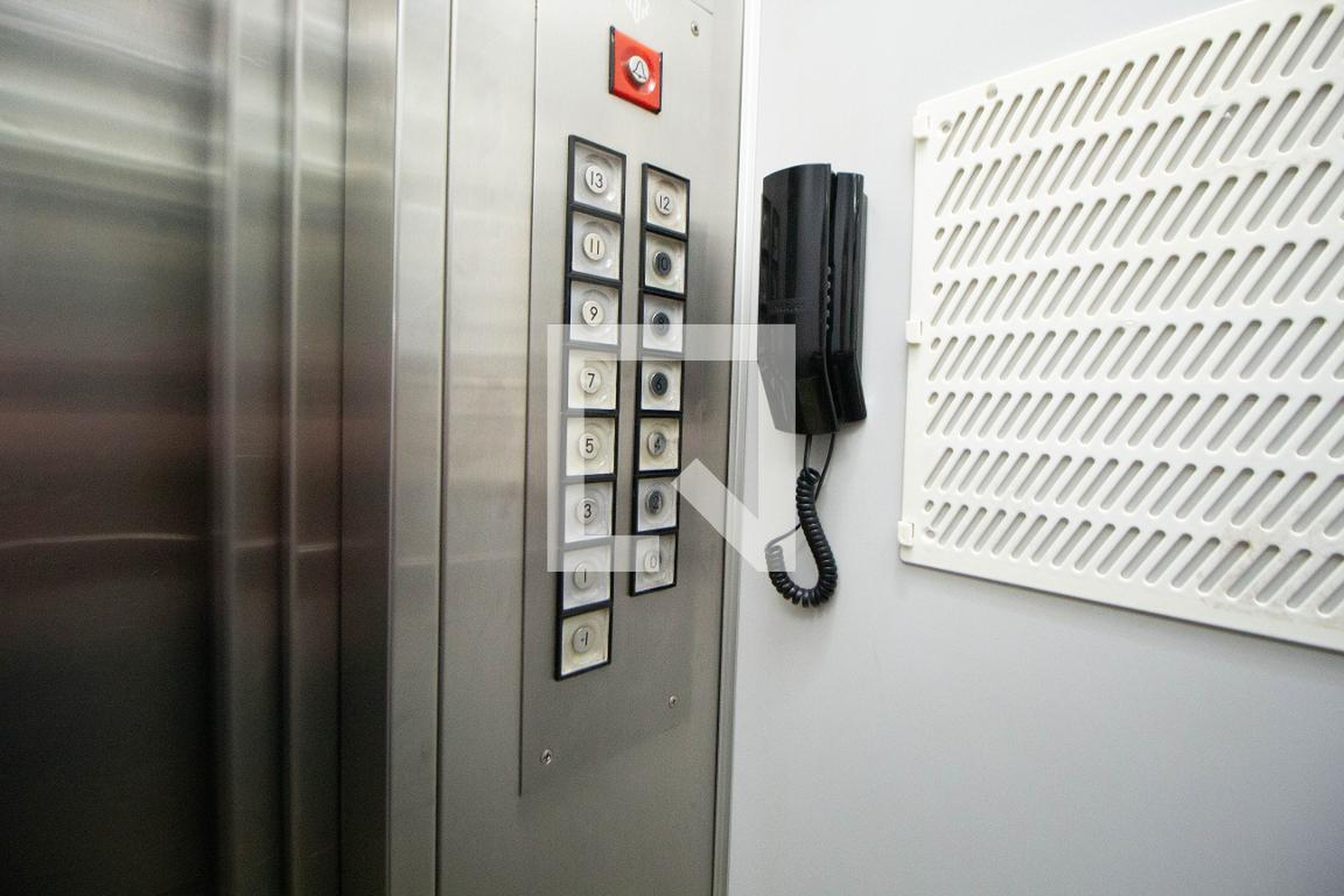 Elevador - Edifício Merit Sollo